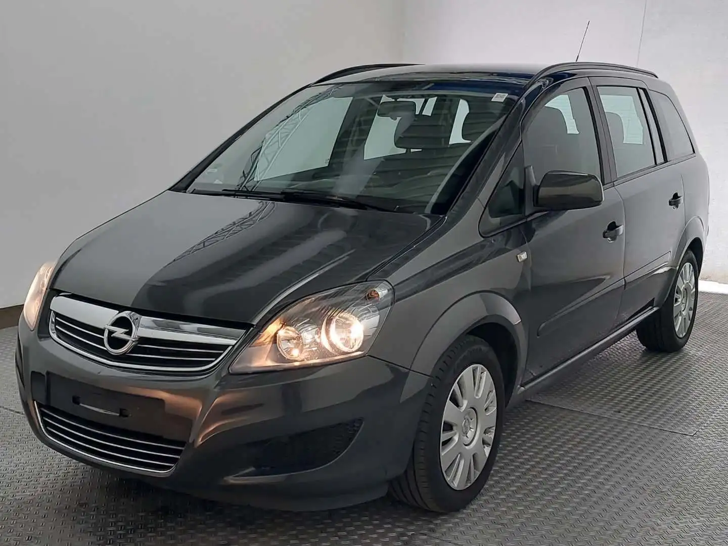 Opel Zafira Family*1,8L*140PS*7-SITZER*KLIMA*TEMPOMAT Grau - 1