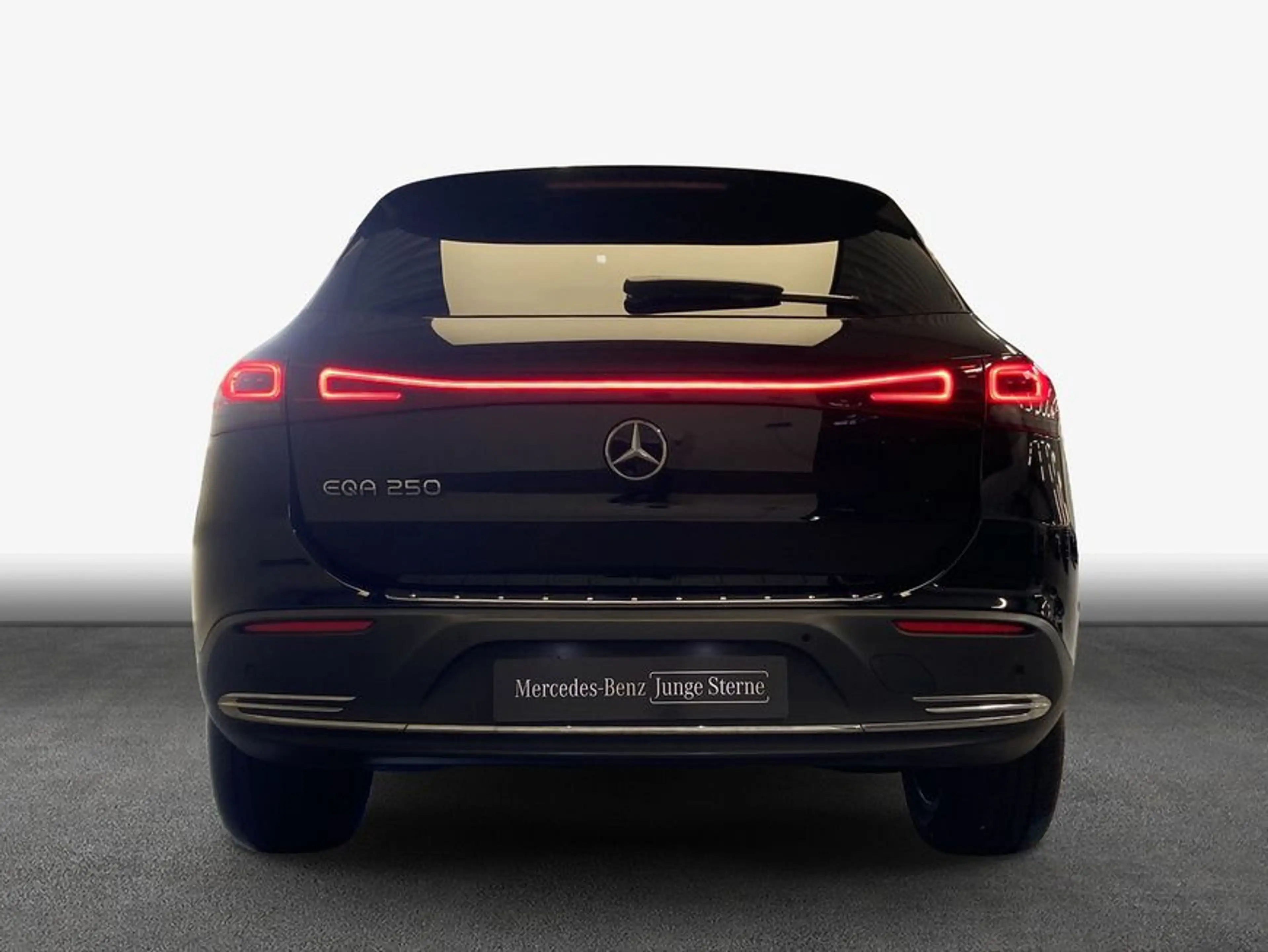 Mercedes-Benz EQA 250 EQA — photo 5
