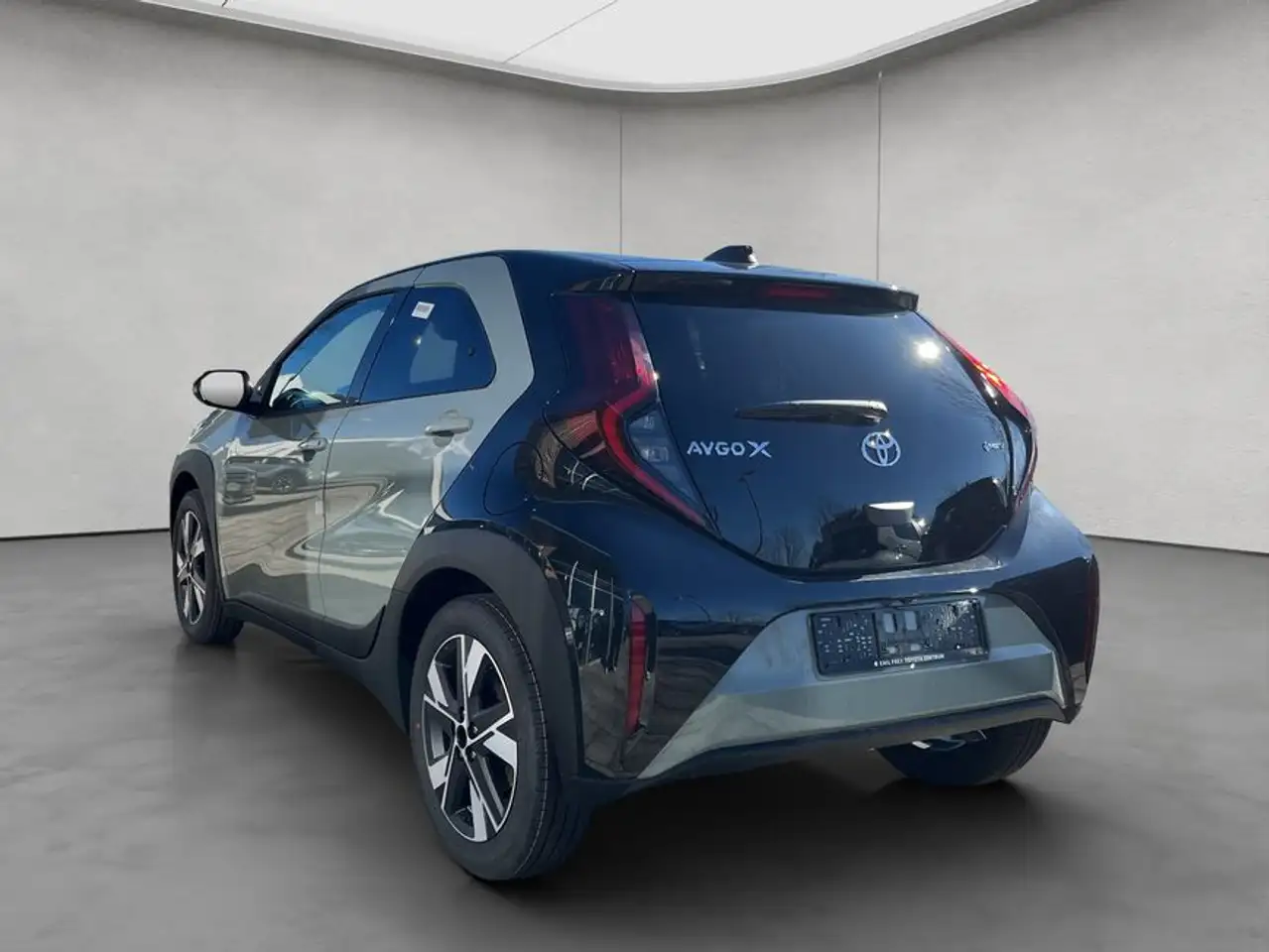 Toyota Aygo X X 1,5 Hybrid Teamplayer Sitzheizung 3