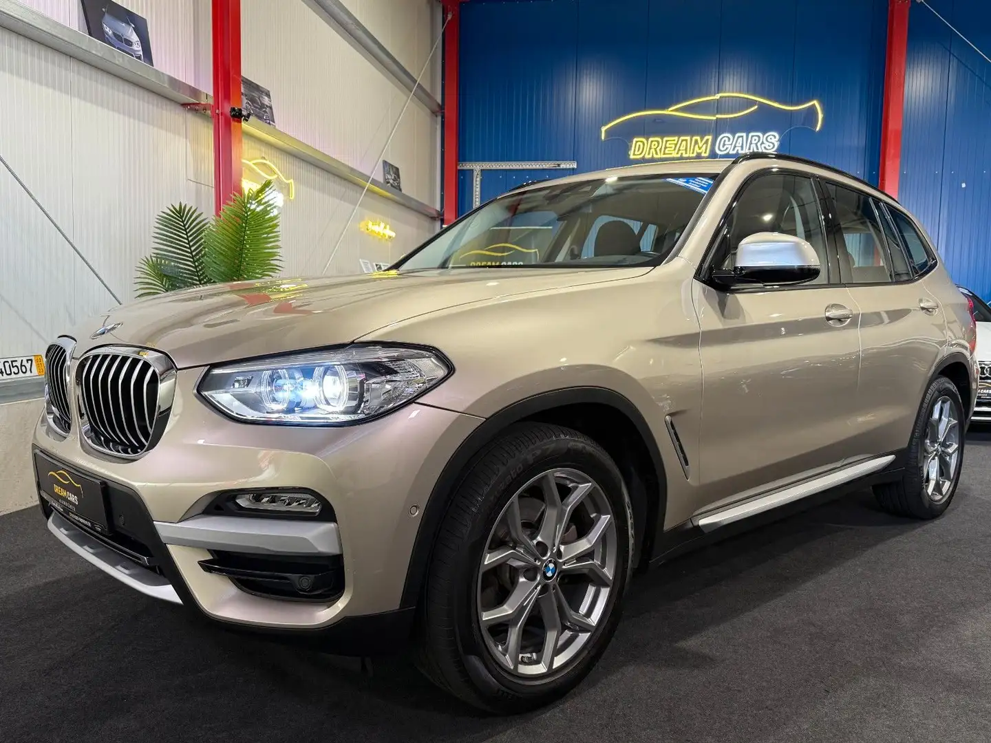 BMW X3 xDrive 20 d xLine Individual*HEAD-UP*TOT*LED Gold - 1