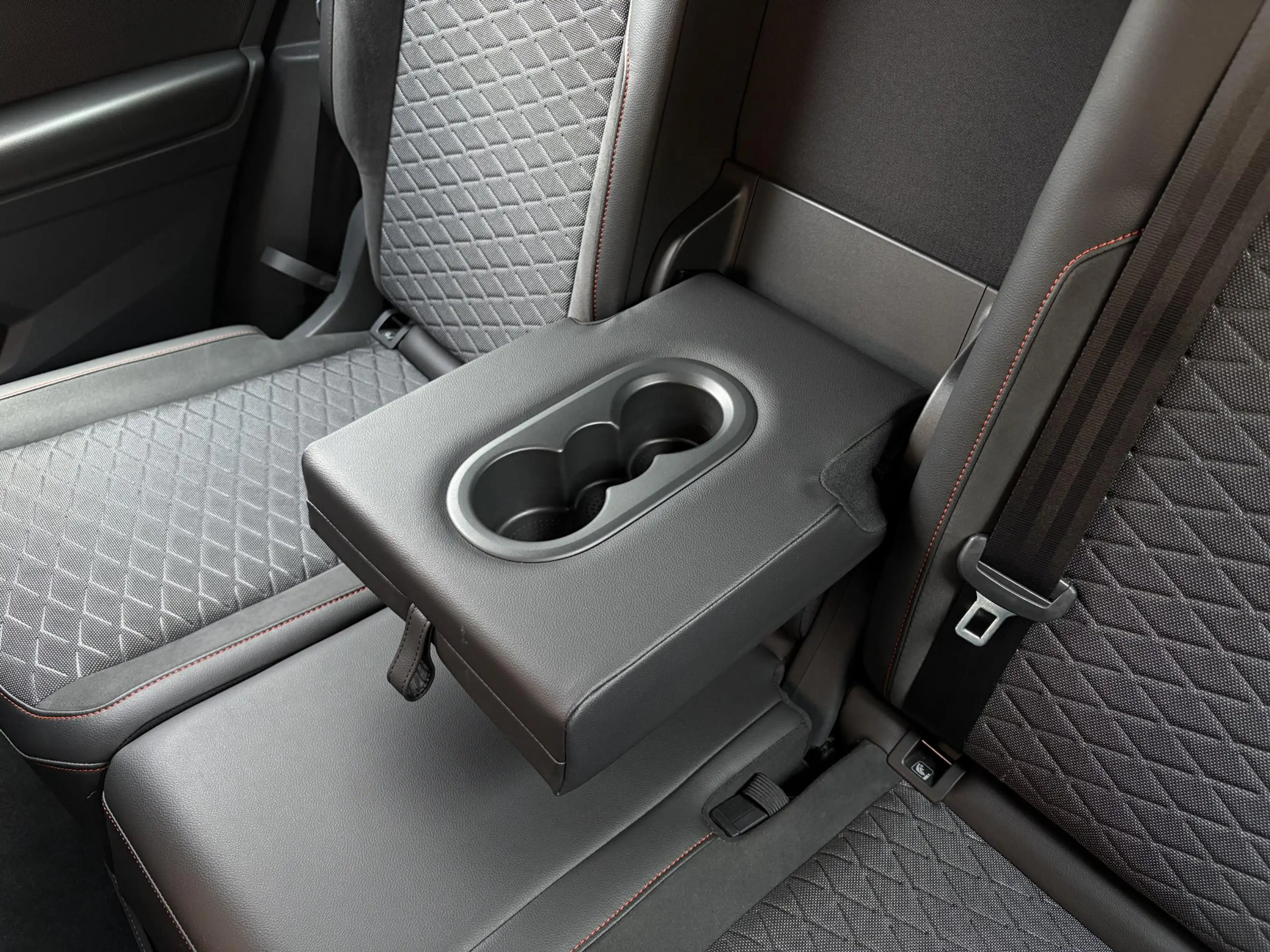 SEAT Tarraco 1.5 TSI 150pk FR Business Intense LED/CARPLAY/TREK — photo 37