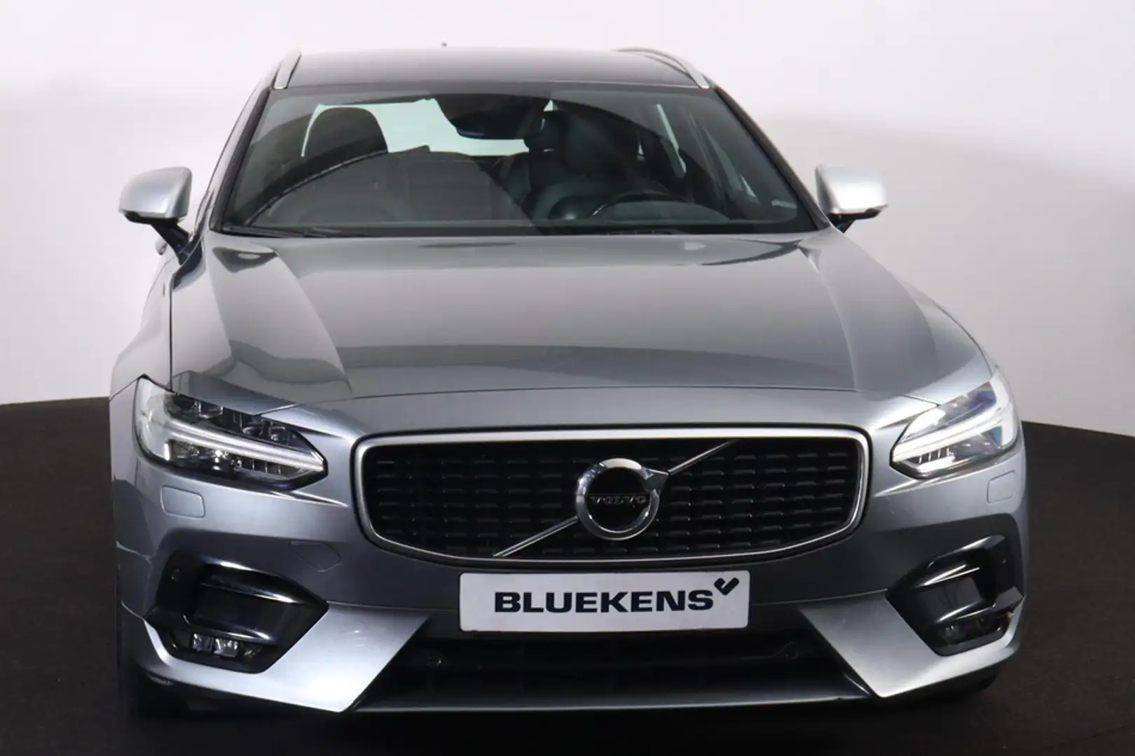 Volvo V90 T4 R-Design Gris - 2