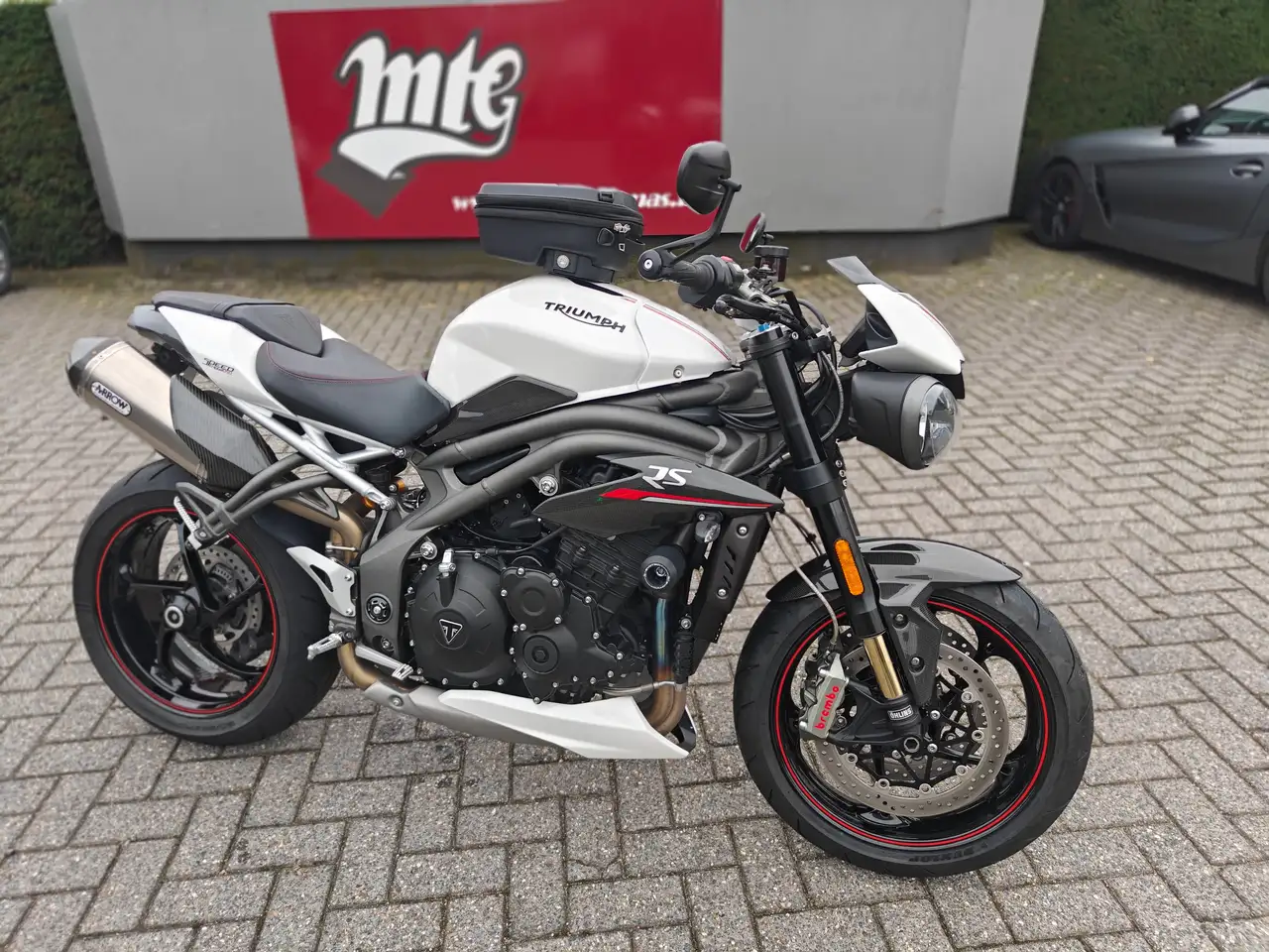 Triumph Speed Triple 1050