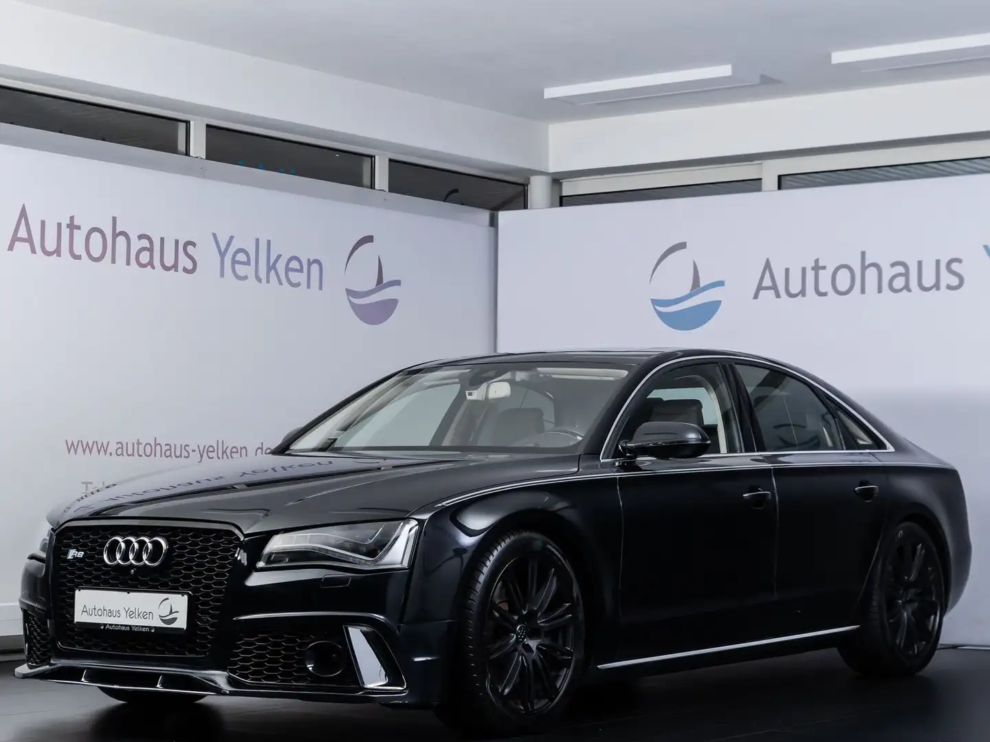 Audi A8 4.0 TFSI quattro MMI-PL*ACC*BOSE*NACHT*360° Schwarz - 2