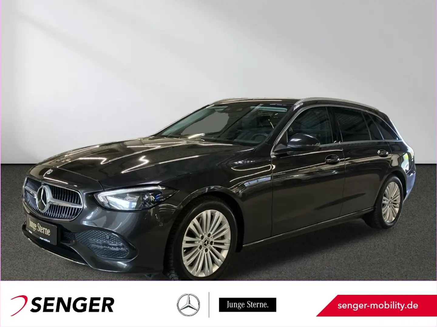 Mercedes-Benz C 300 T d Avantgarde Panorama Distronic LED AHK Grijs - 1