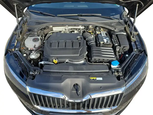 Skoda Superb view 12