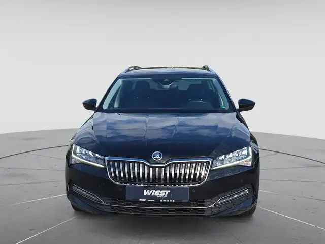 Skoda Superb view 2
