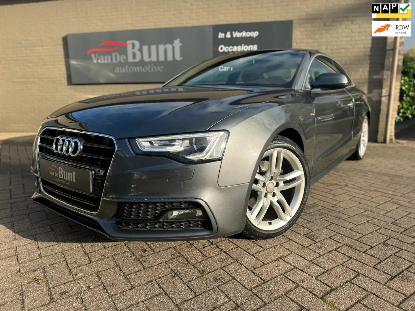 Audi A5 Coupé 1.8 TFSI S Edition - ORG NL - B&O Grijs - 1
