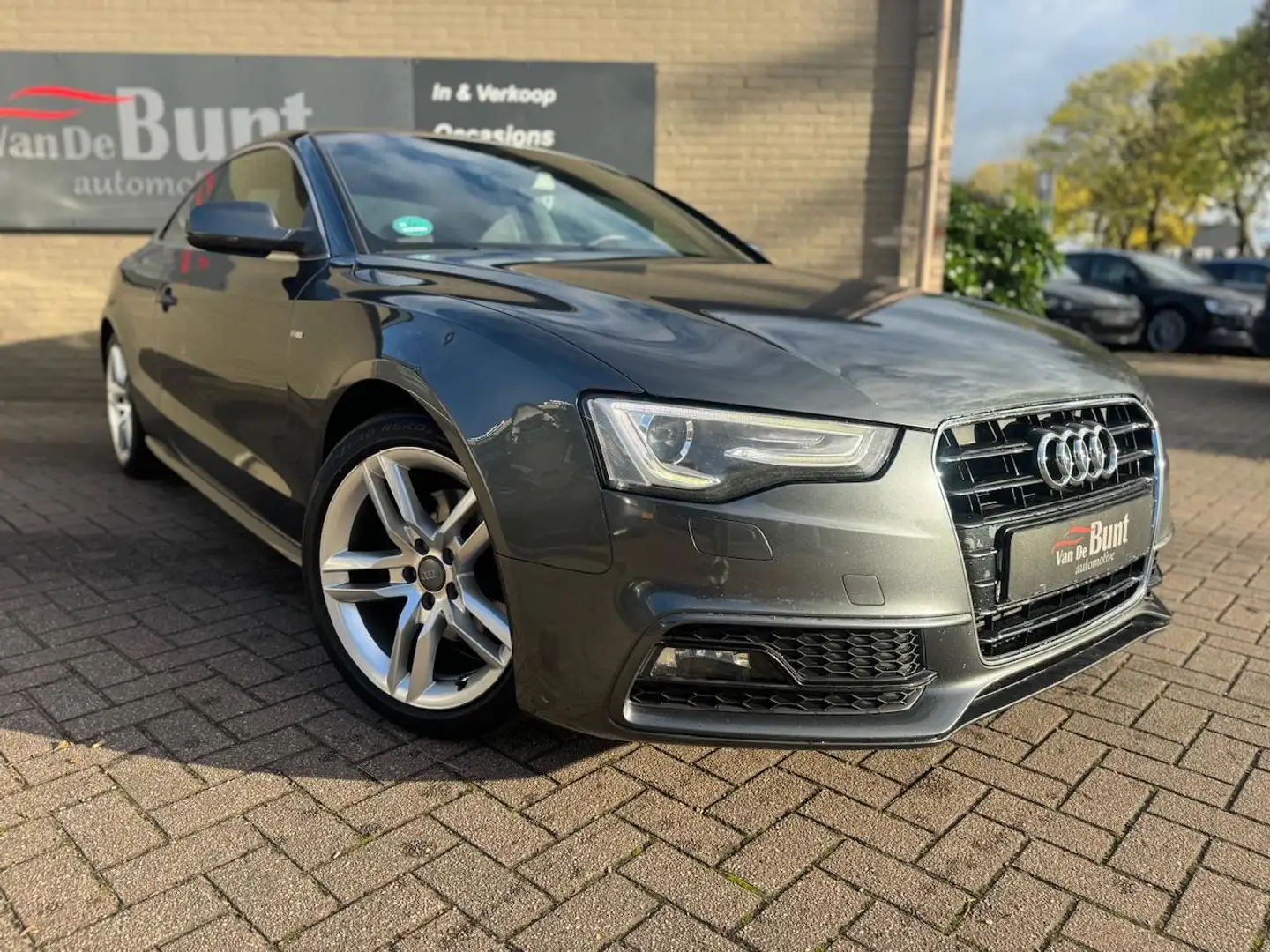 Audi A5 Coupé 1.8 TFSI S Edition - ORG NL - B&O Grijs - 2