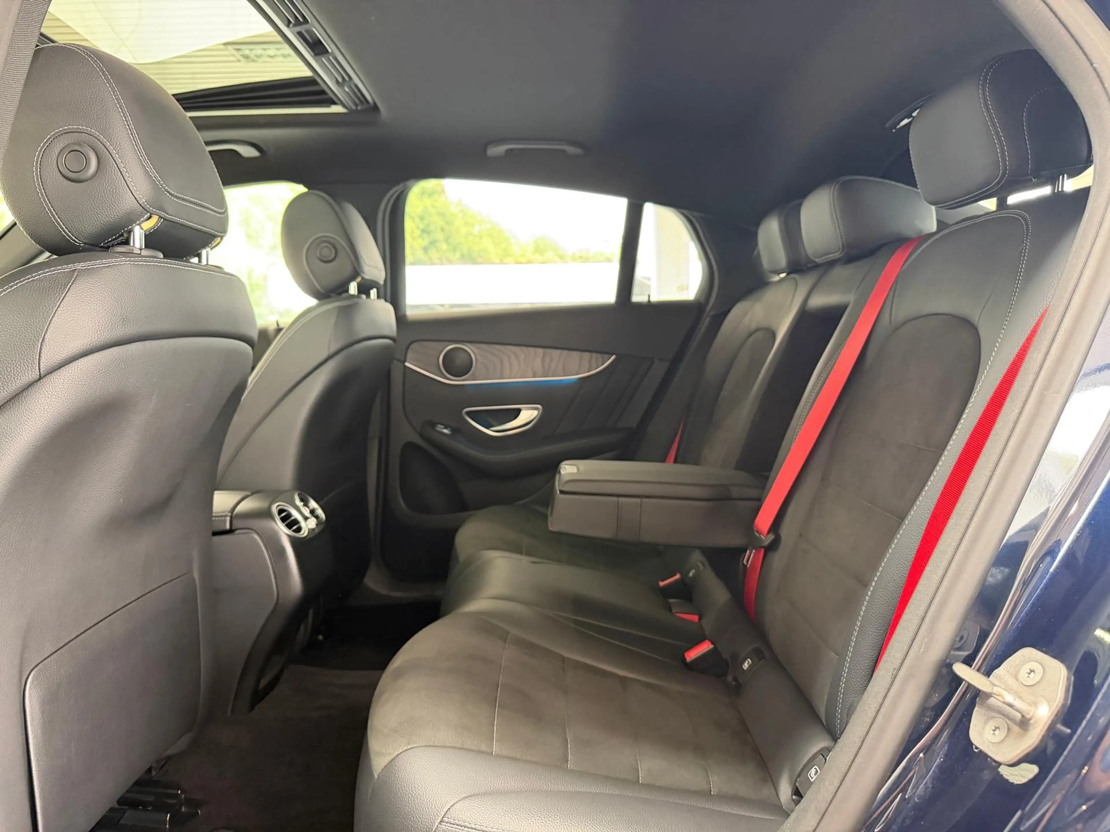 Mercedes-Benz GLC 250 Coupe 4MATIC*3x AMG SPORT*PANO*DISTR*KAM — photo 13