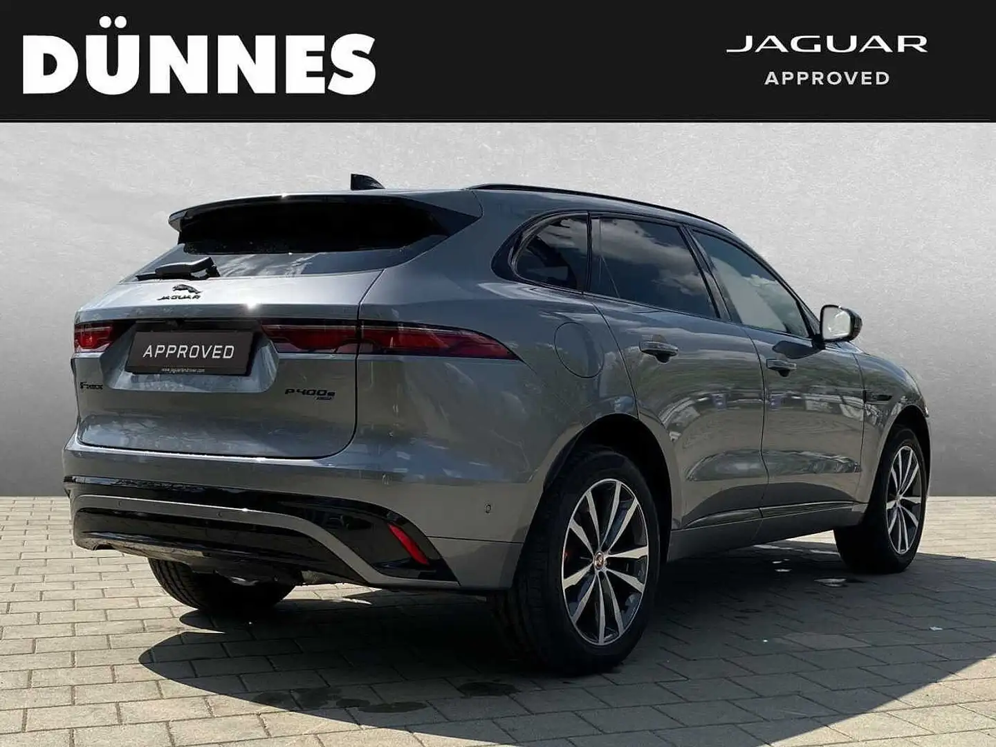 Jaguar F-Pace P400e AWD R-Dynamic S Grau - 2