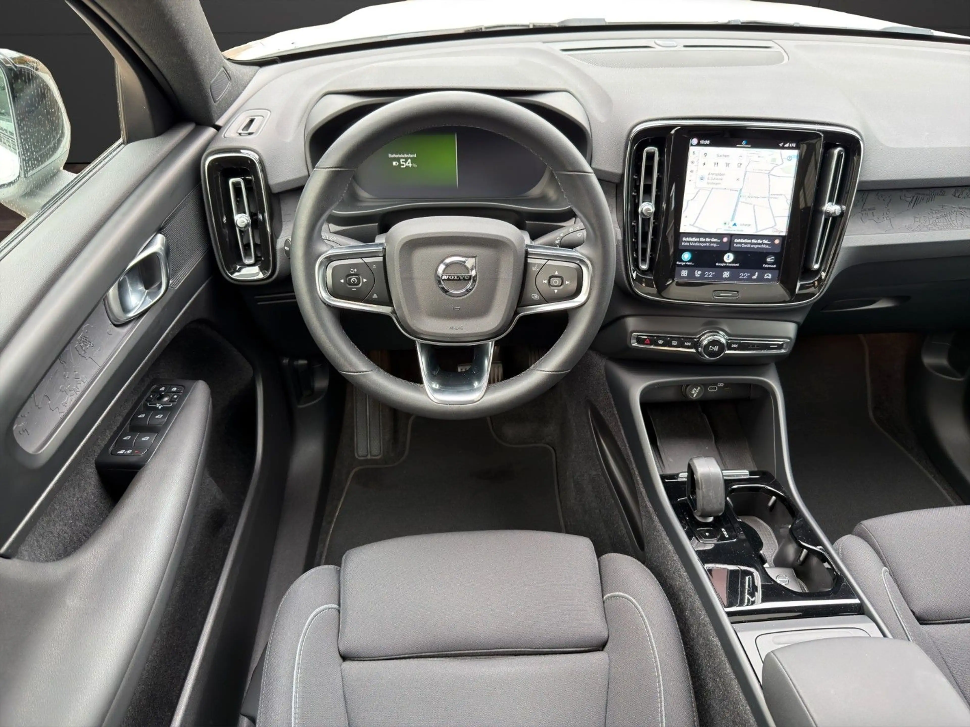 Volvo C40 Plus Recharge Pure Electric 2WD — photo 12