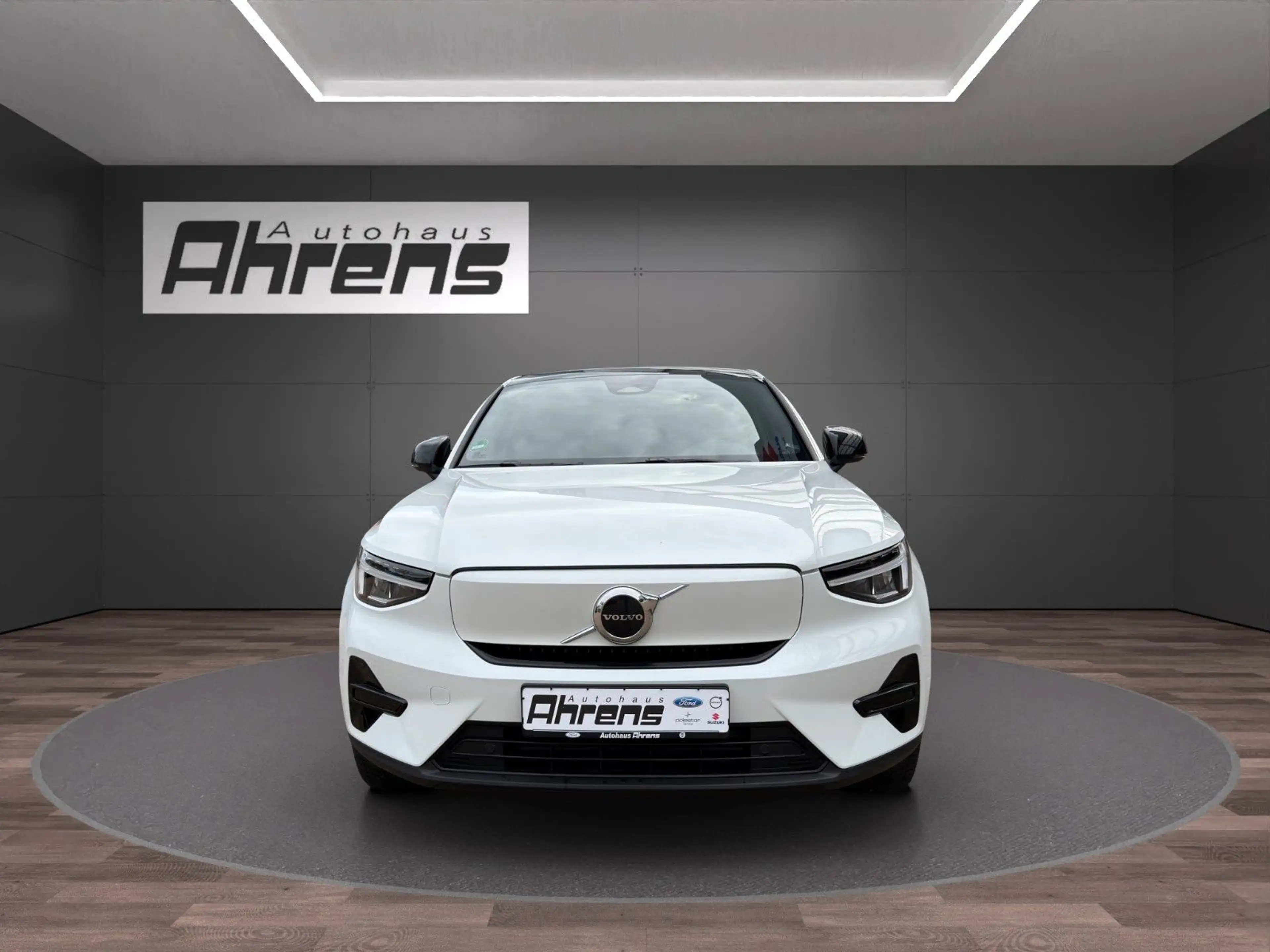 Volvo C40 Plus Recharge Pure Electric 2WD — photo 8