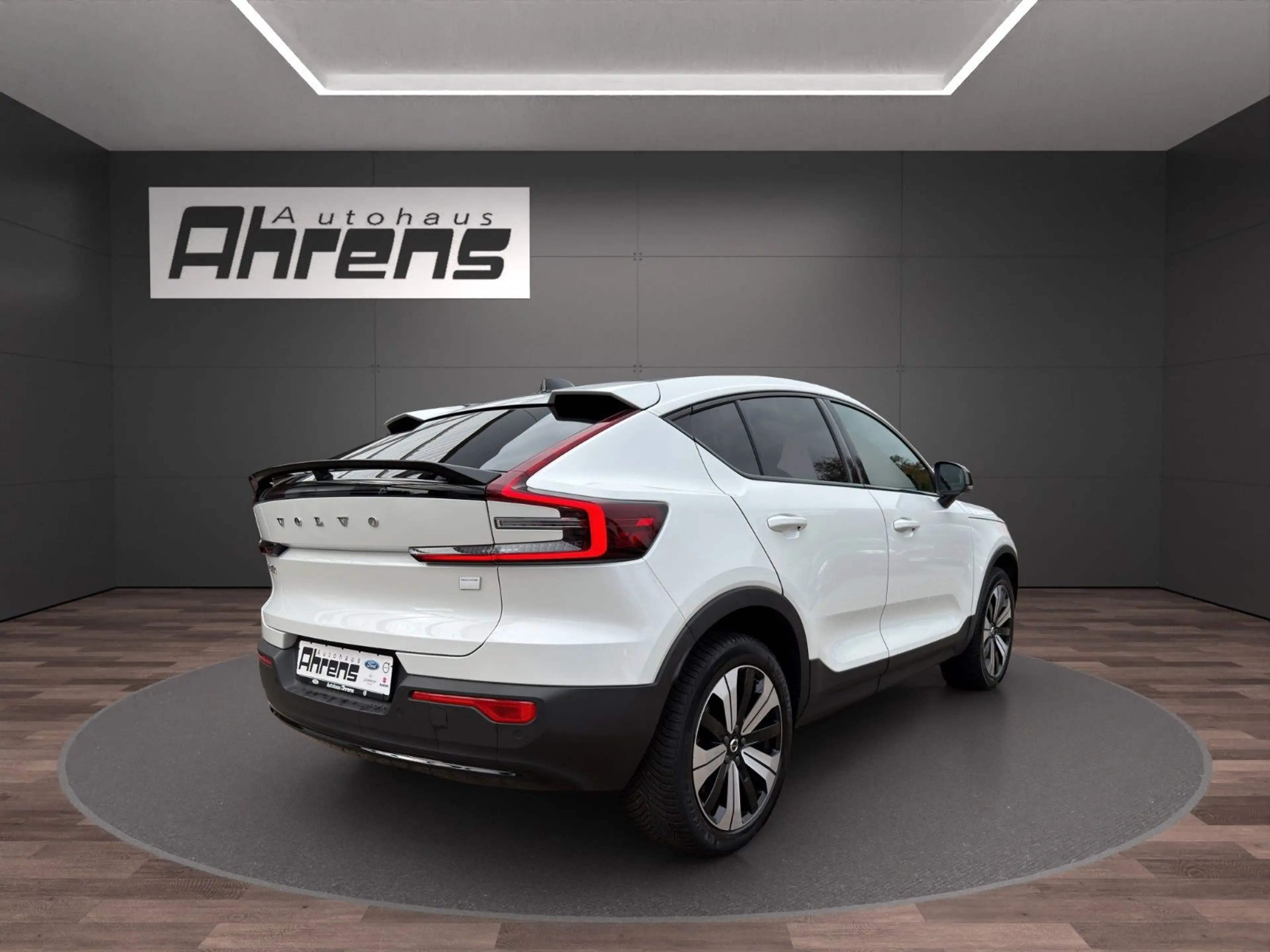 Volvo C40 Plus Recharge Pure Electric 2WD — photo 5