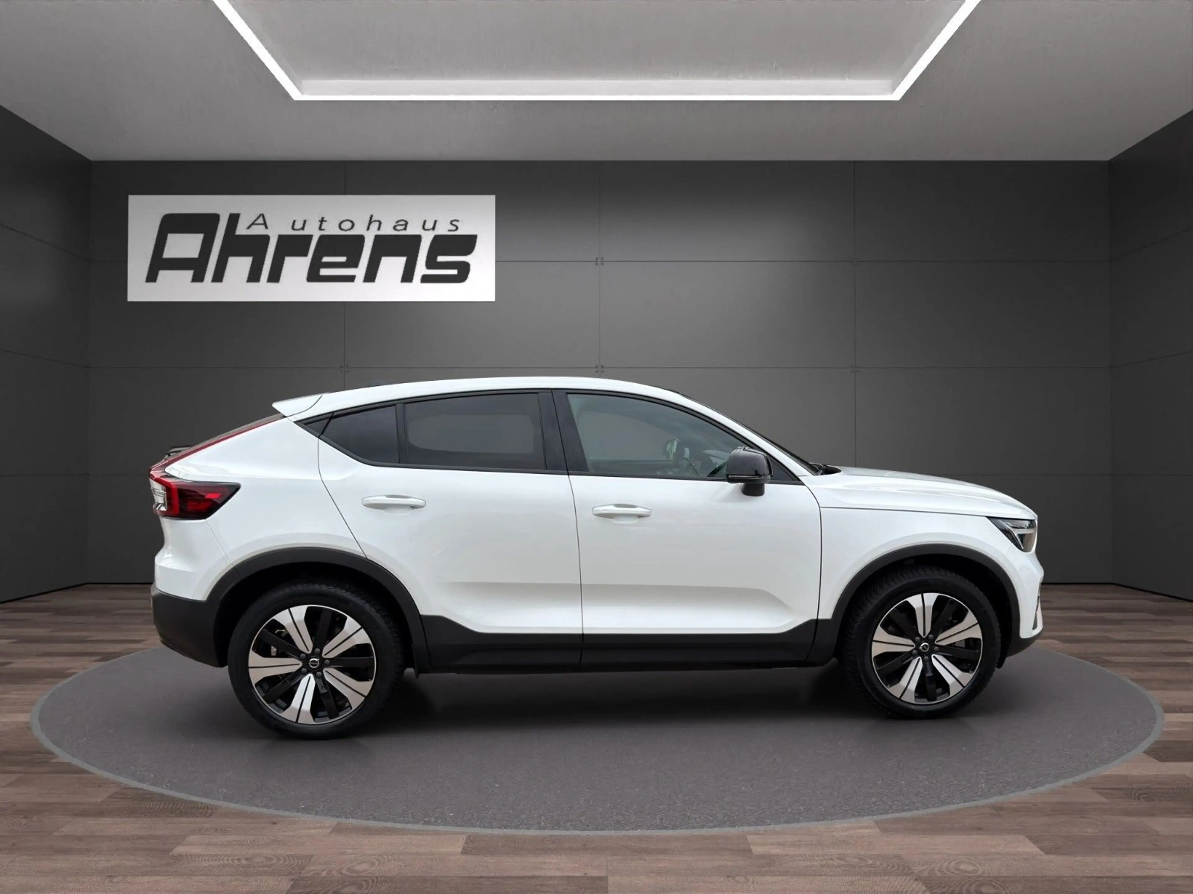 Volvo C40 Plus Recharge Pure Electric 2WD — photo 6