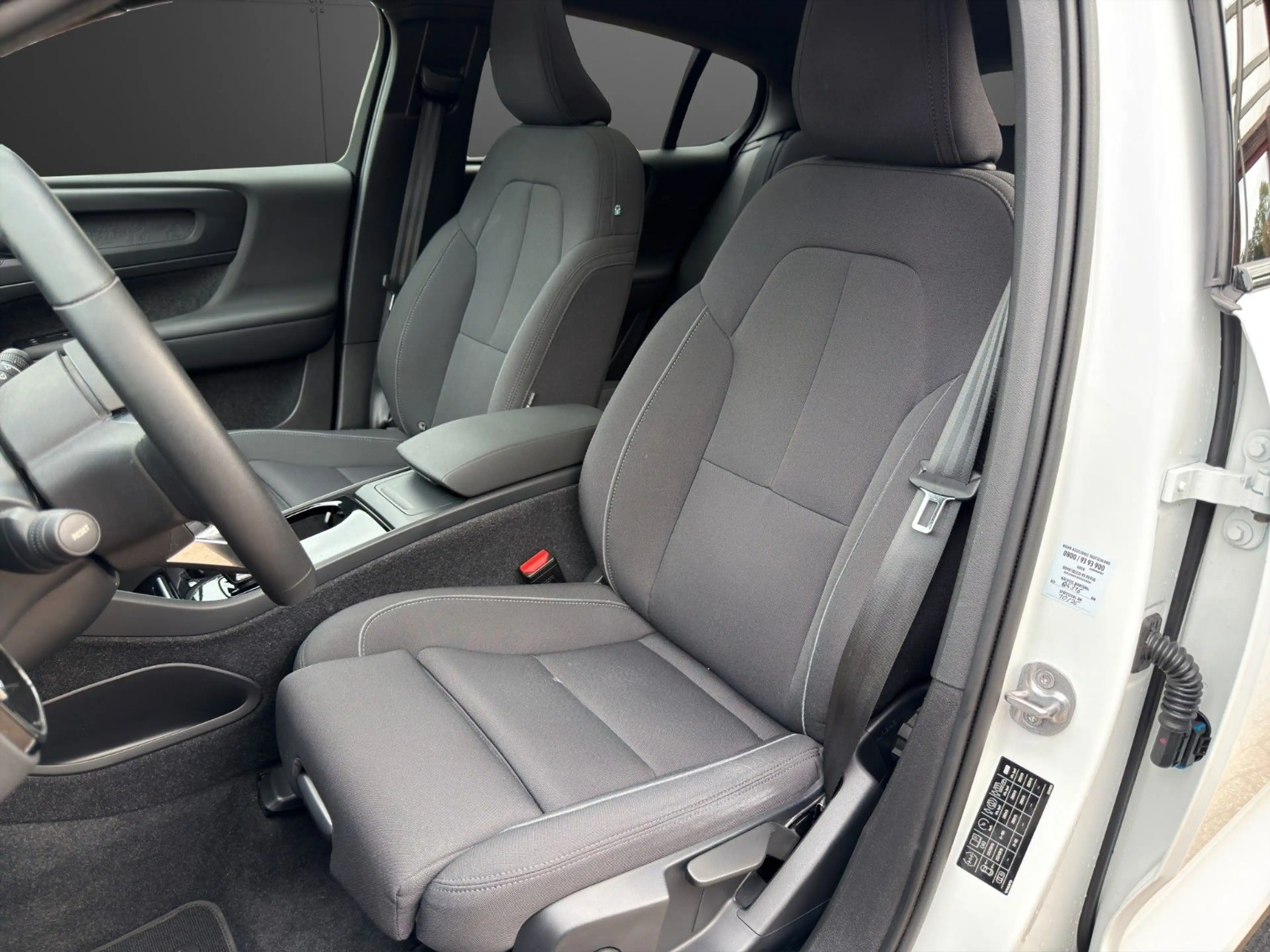 Volvo C40 Plus Recharge Pure Electric 2WD — photo 10