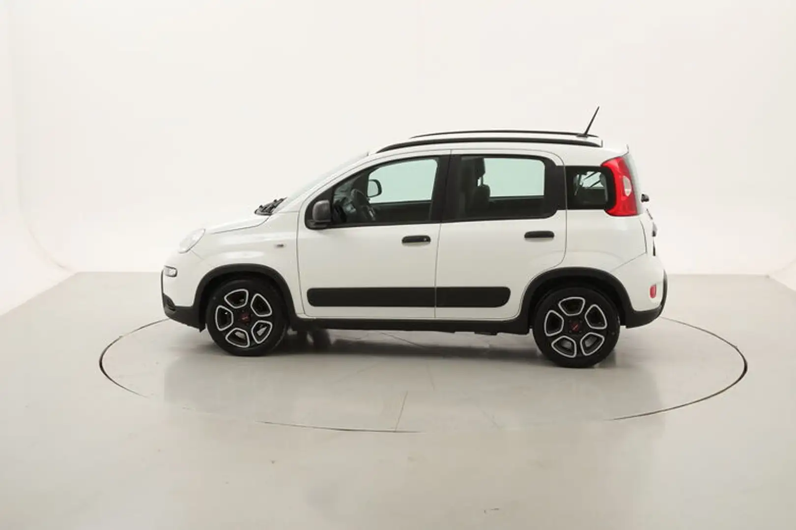 Fiat Panda City Life 1.0 Mild Hybrid 70CV Bianco - 2