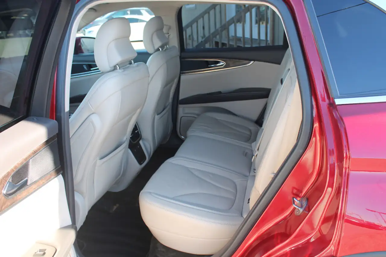 Lincoln MKX снимка Lincoln MKX