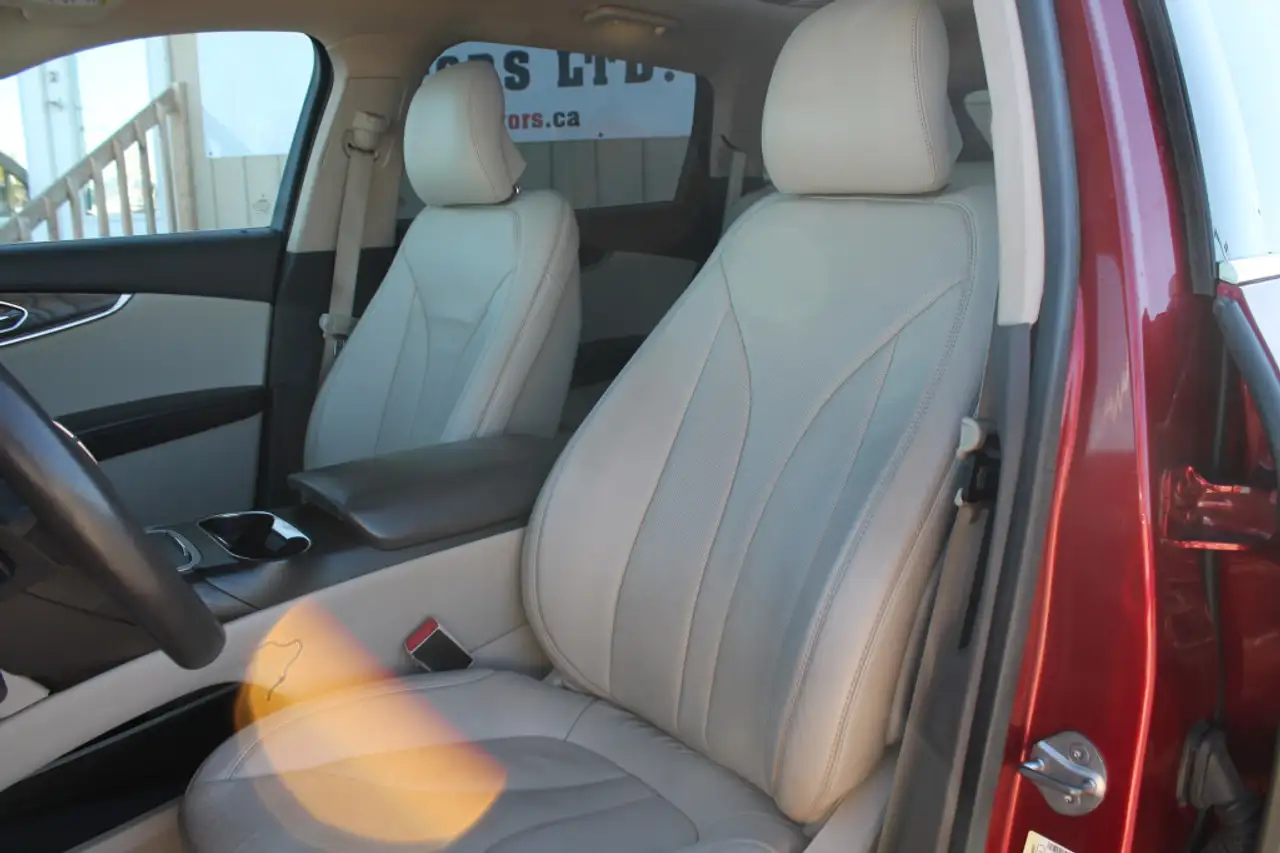 Lincoln MKX снимка Lincoln MKX