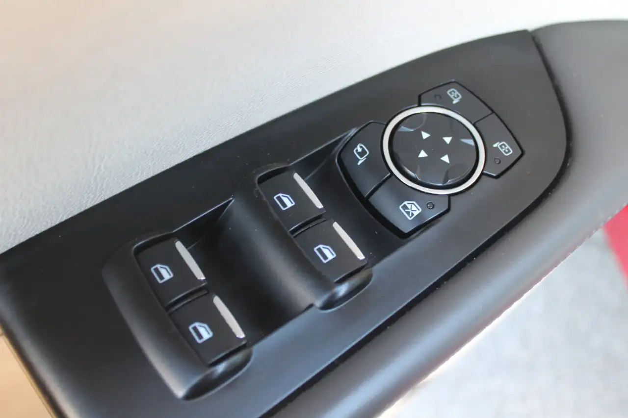Lincoln MKX снимка Lincoln MKX