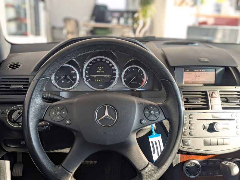 Mercedes-Benz C 180 CGI Limo Elegance Aut. /SHZ /PDC — photo 12