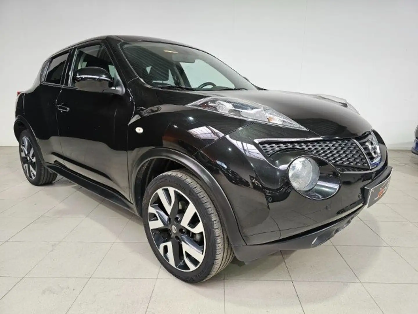 Nissan Juke 1.6i 2WD Connect Edition ISS Zwart - 2