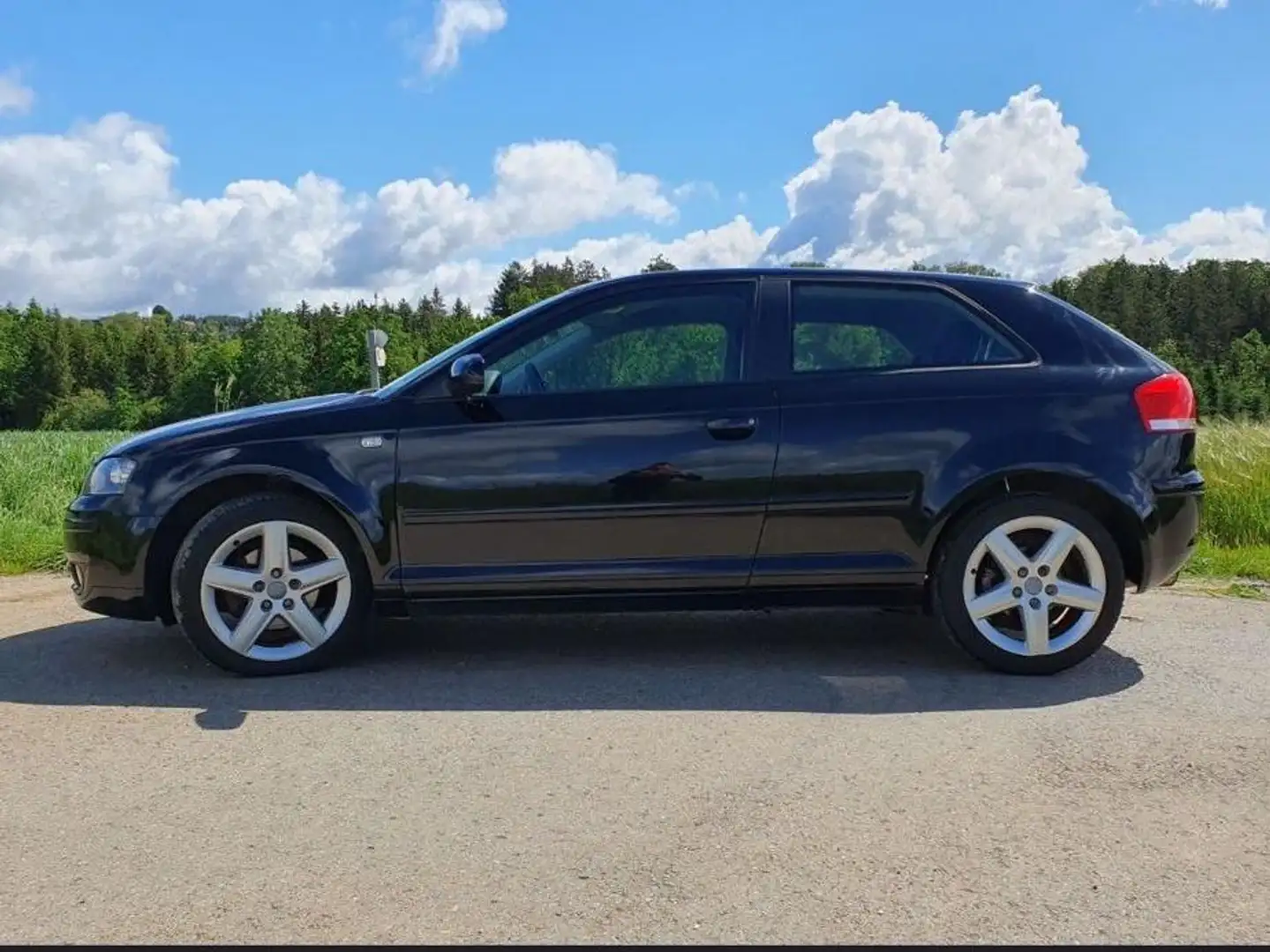 Audi A3 A3 1.8 TFSIAmbition Schwarz - 2