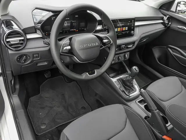 Skoda Fabia view 9