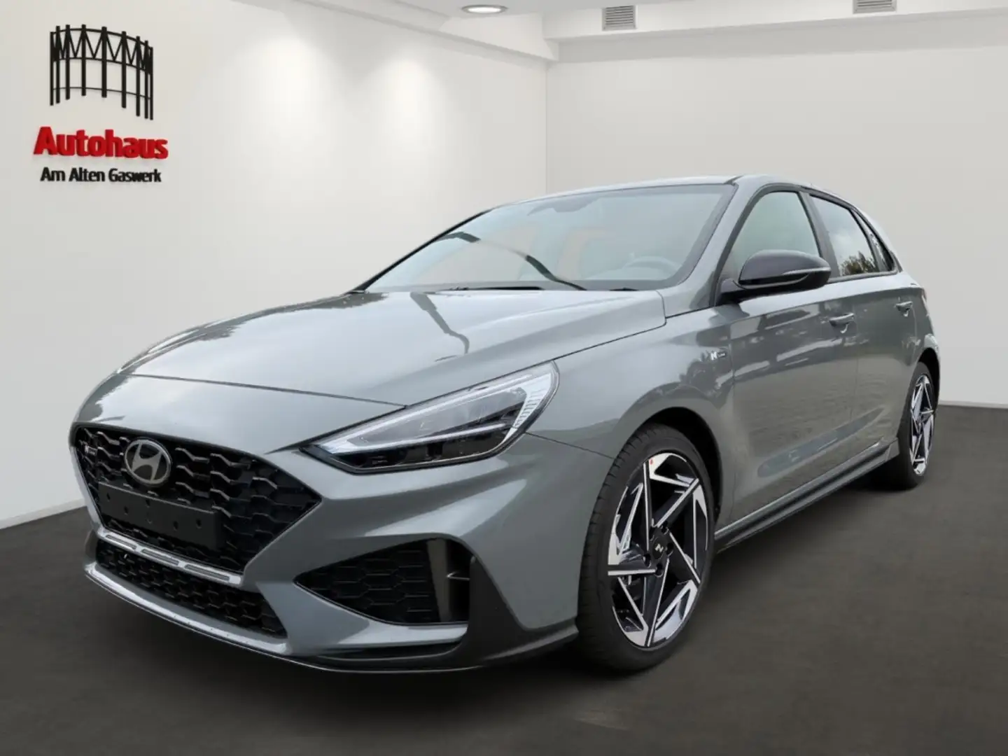 Hyundai i30 N-LINE AUTOMATIK+EL.SITZE+TOTWINKELASSISTENT+LED Grau - 1