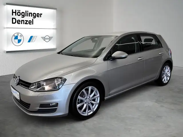 Volkswagen Golf view 2