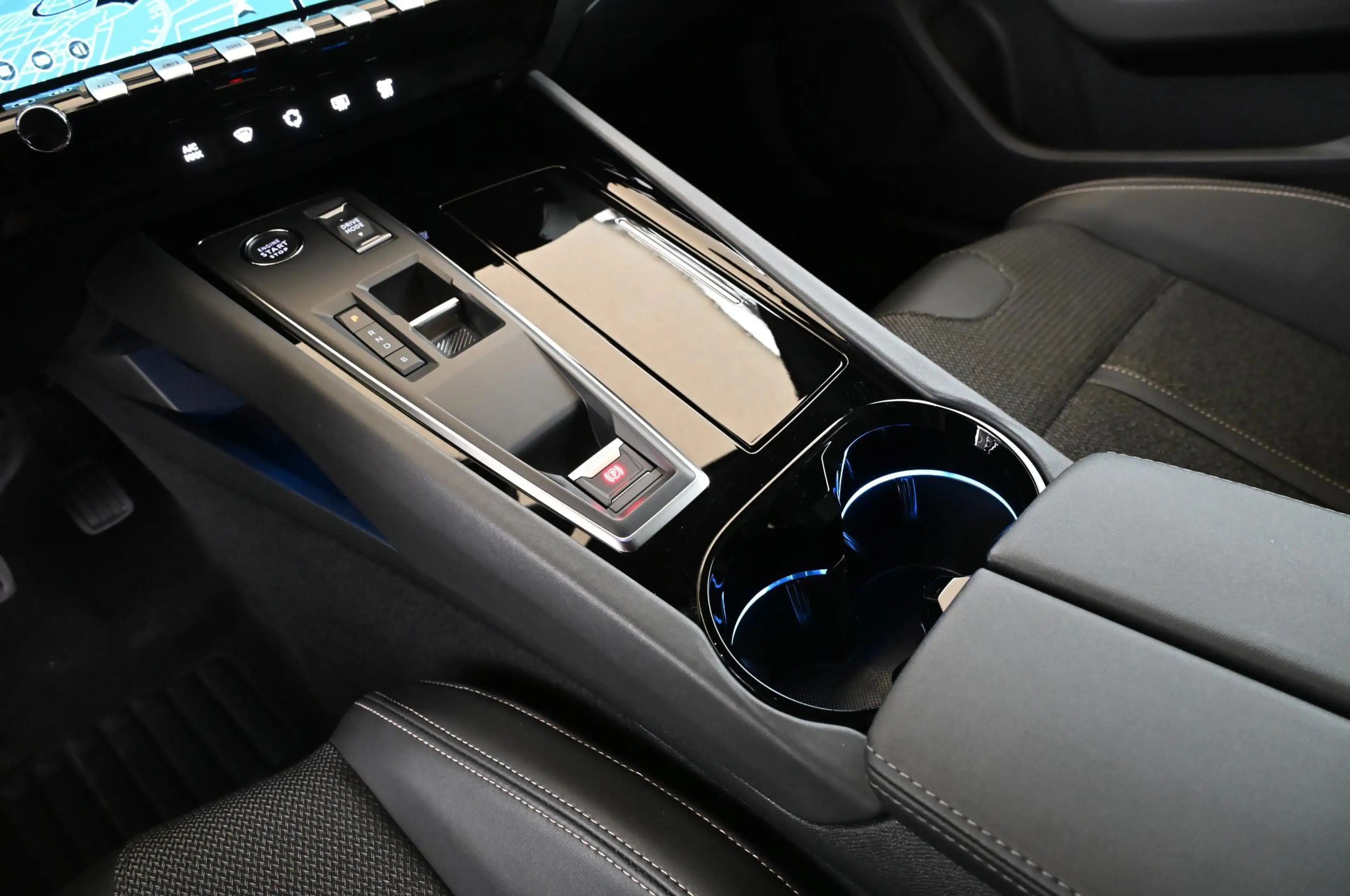 Peugeot 508 1.6 180 PHEV e-EAT8 Allure MATRIX/NAV/ACC/17 — photo 14