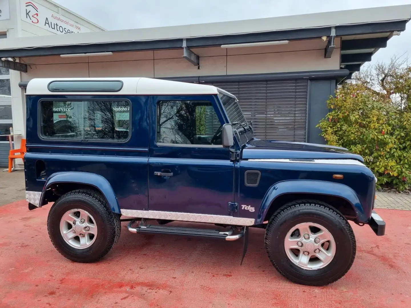Land Rover Defender 90 Td5  4x4 "Sitzheizung/AHK" Blau - 2