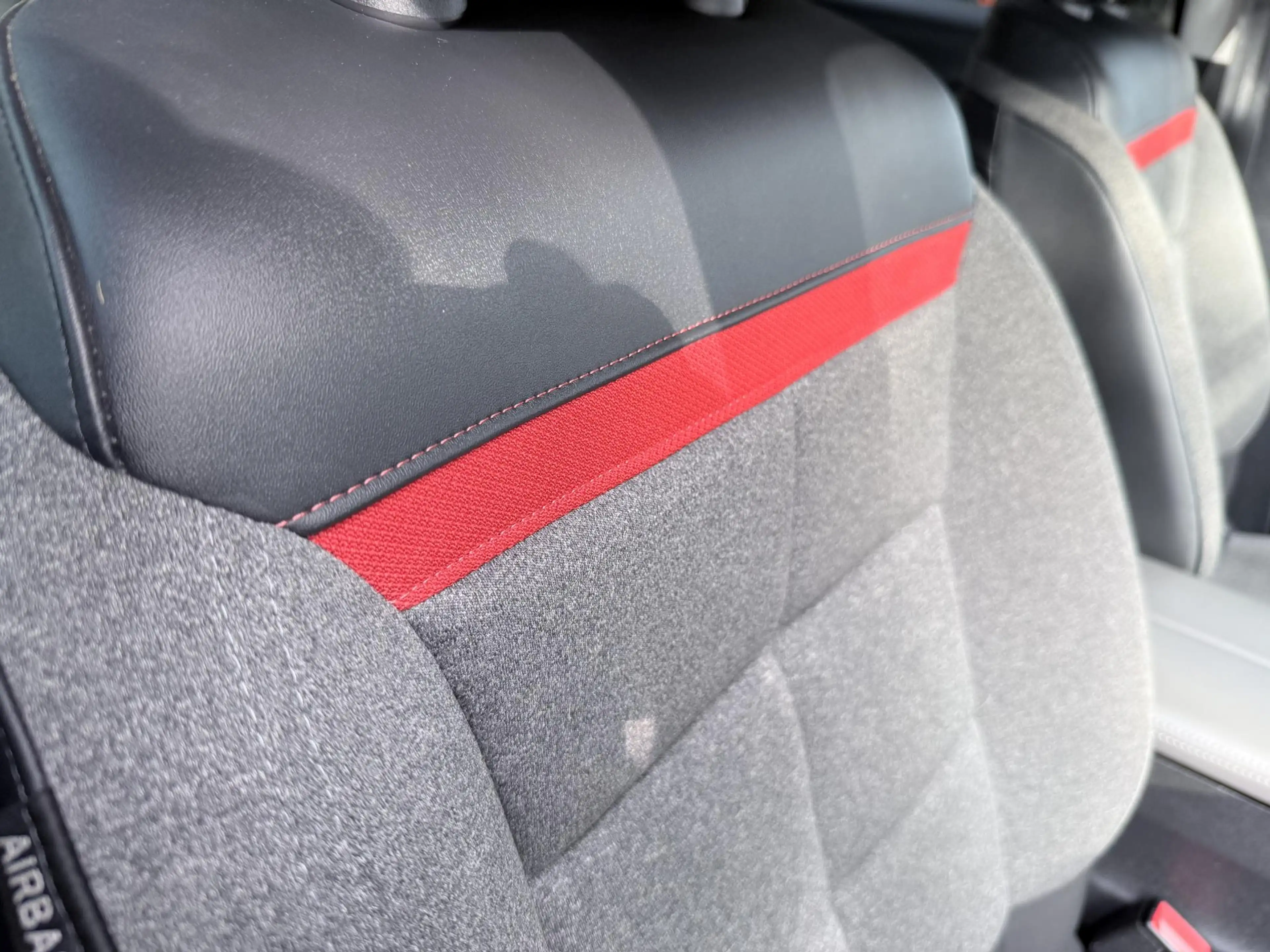 Citroen C5 Aircross 1.6 PureTech Feel Aut. |Camera|Carplay|Trekhaak| — photo 34