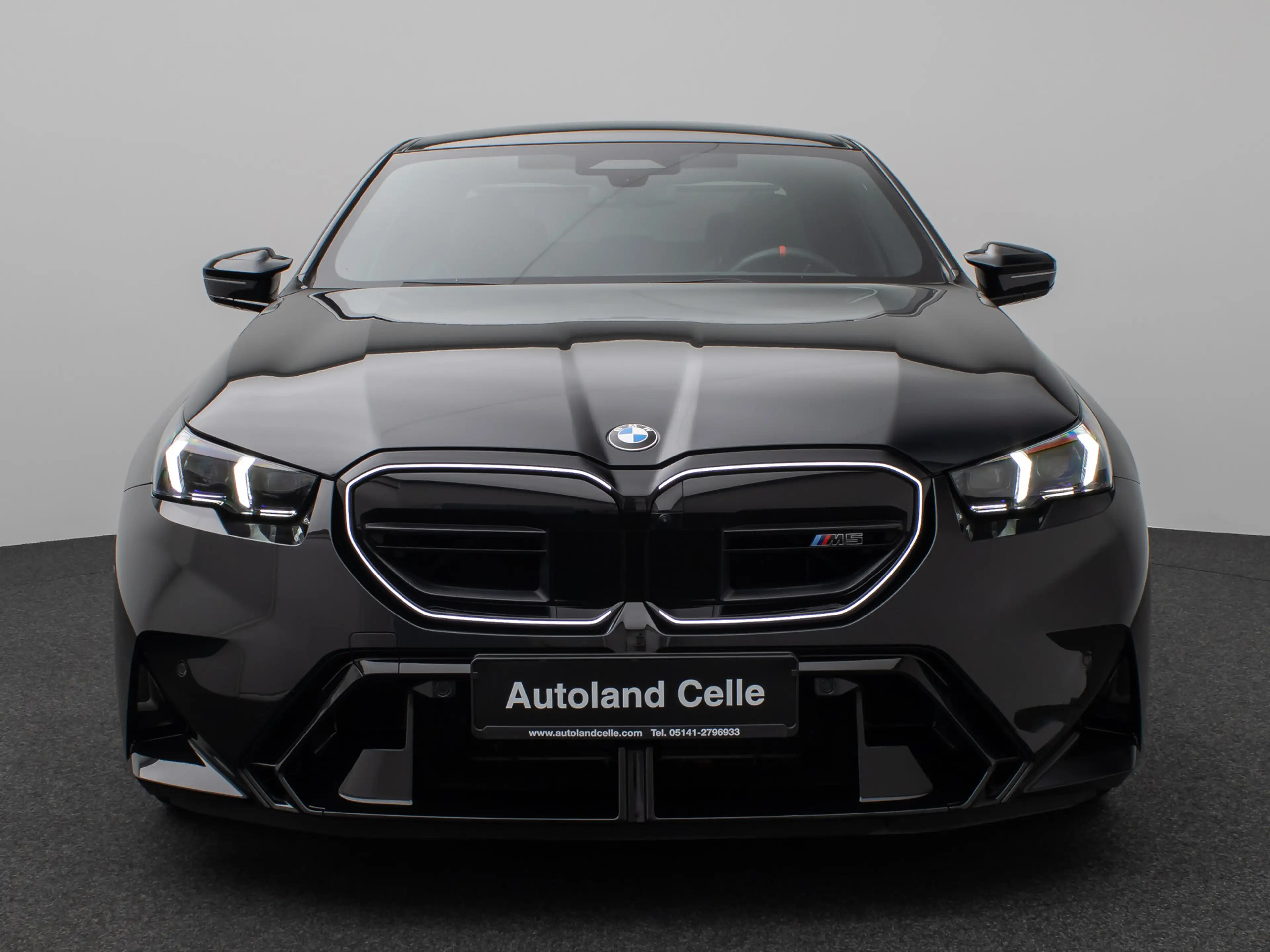 BMW M5 xD Panorama 360°B&W HUD M-Driversp. Komfort — photo 2