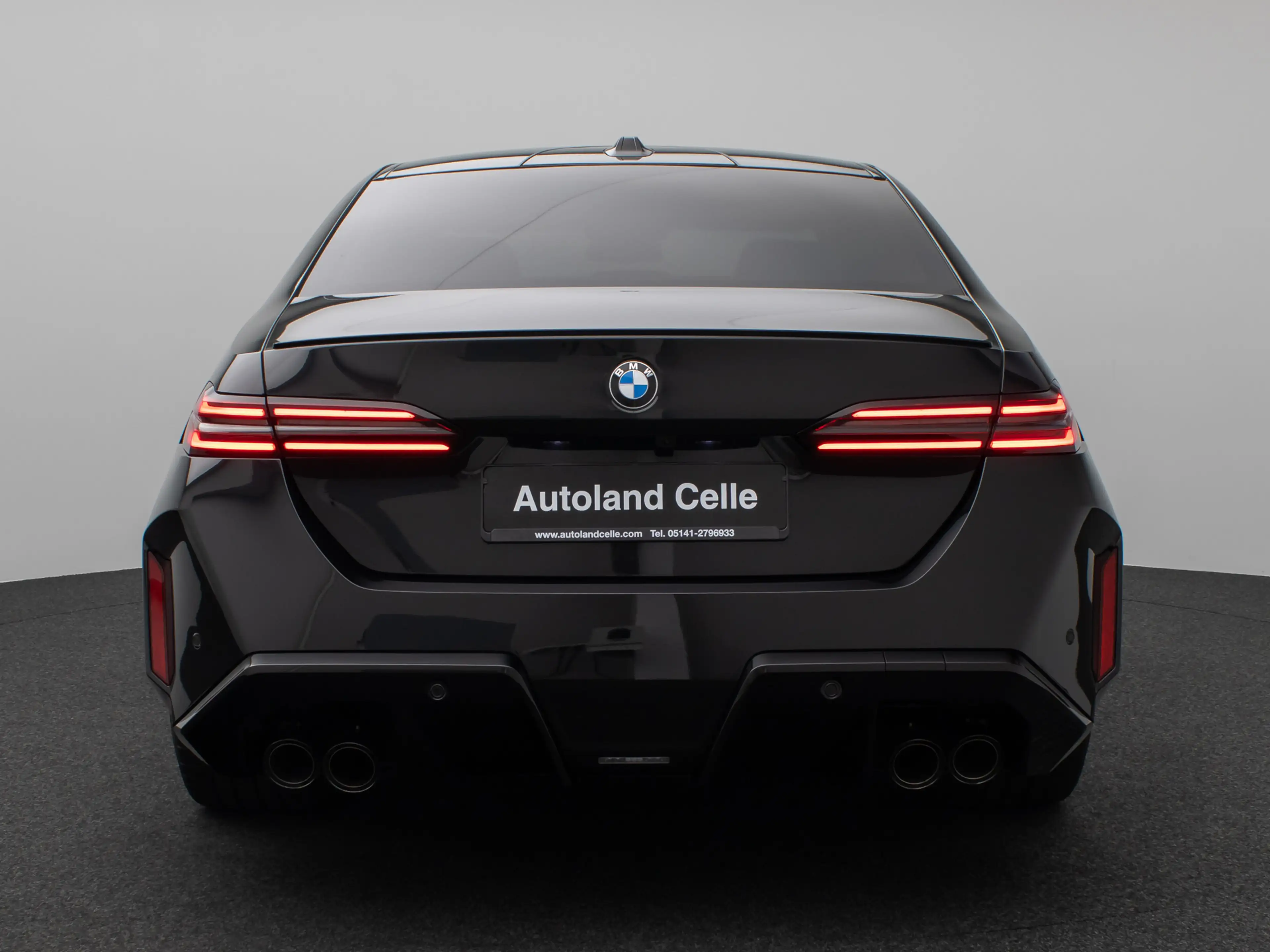 BMW M5 xD Panorama 360°B&W HUD M-Driversp. Komfort — photo 4