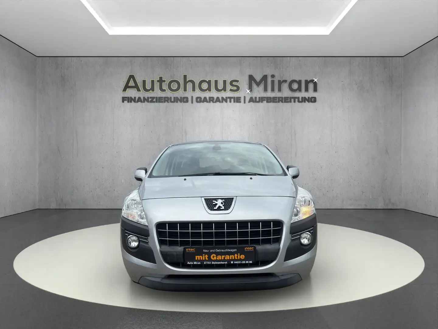 Peugeot 3008 1.6 THP Premium(TÜV neu* PanoD*AHK) Plateado - 1