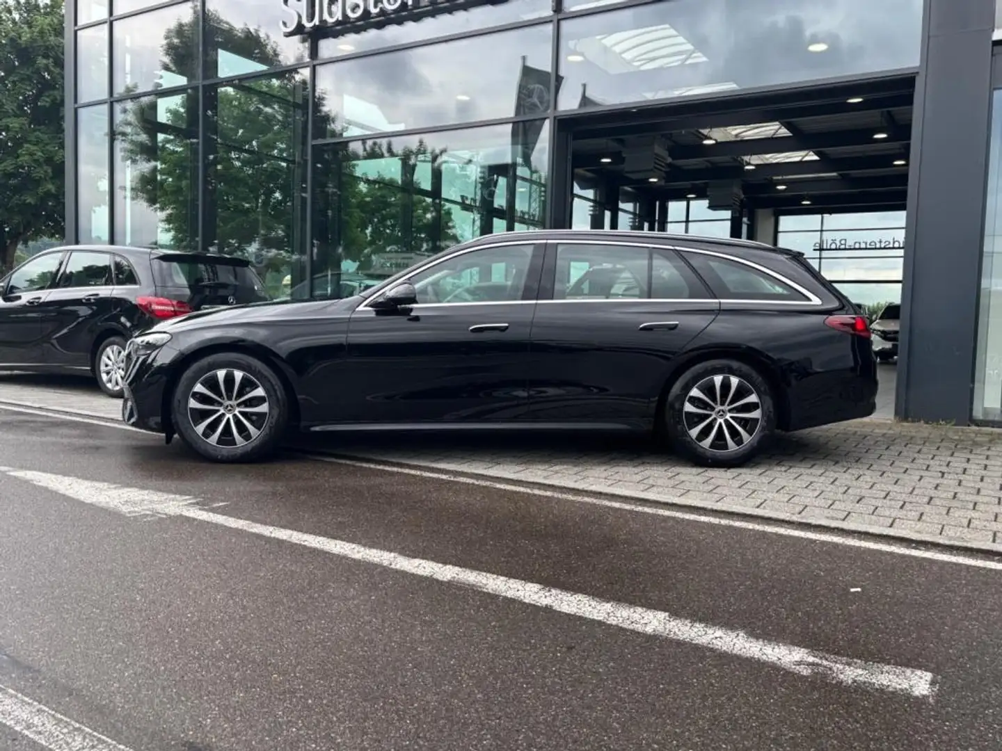 Mercedes-Benz E 220 d T TAXI-VORRÜSTUNG+LIMO-Paket+AVANTGARDE Noir - 2