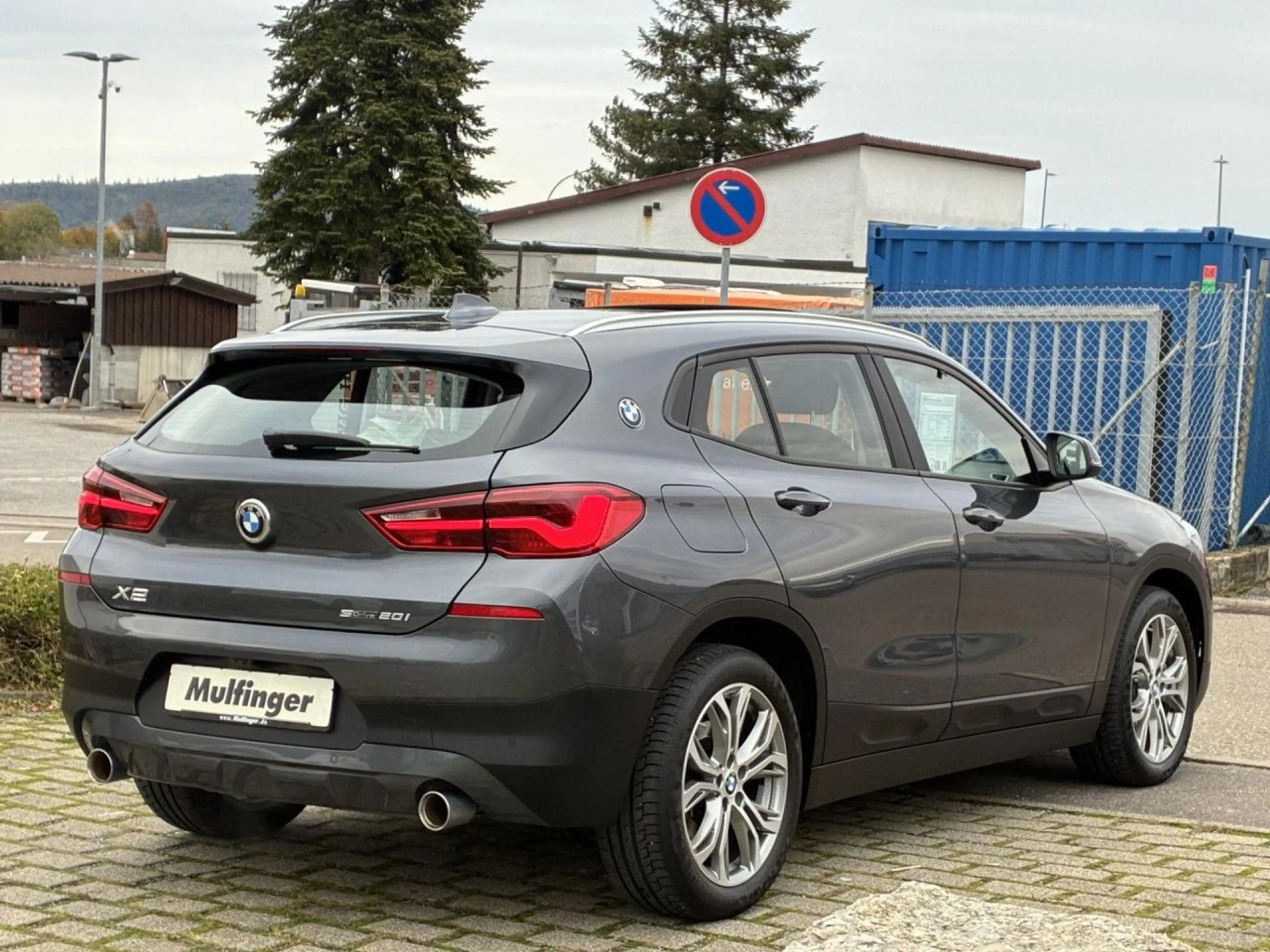 BMW X2 s20i Sports.Navi HiFi PanoDach Kamera AHK 18" — photo 5