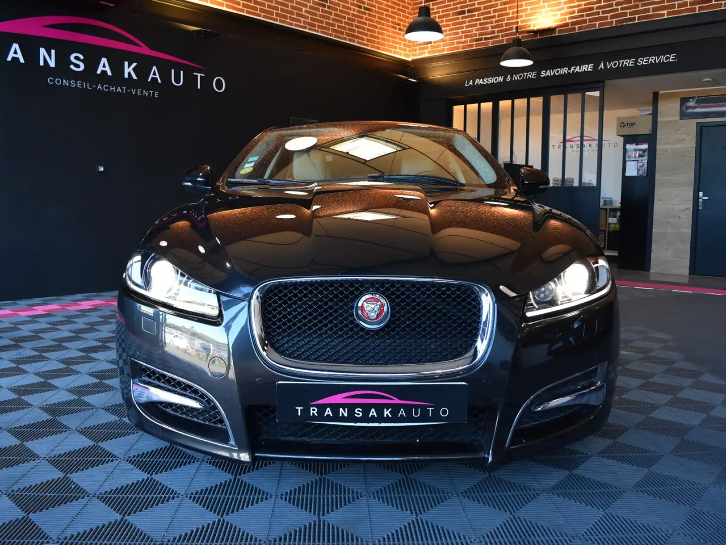 Jaguar XF XF V6 3.0 D S - 275 FAP Portfolio A Gris - 2