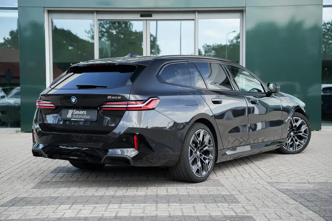 BMW 5 Series 2026