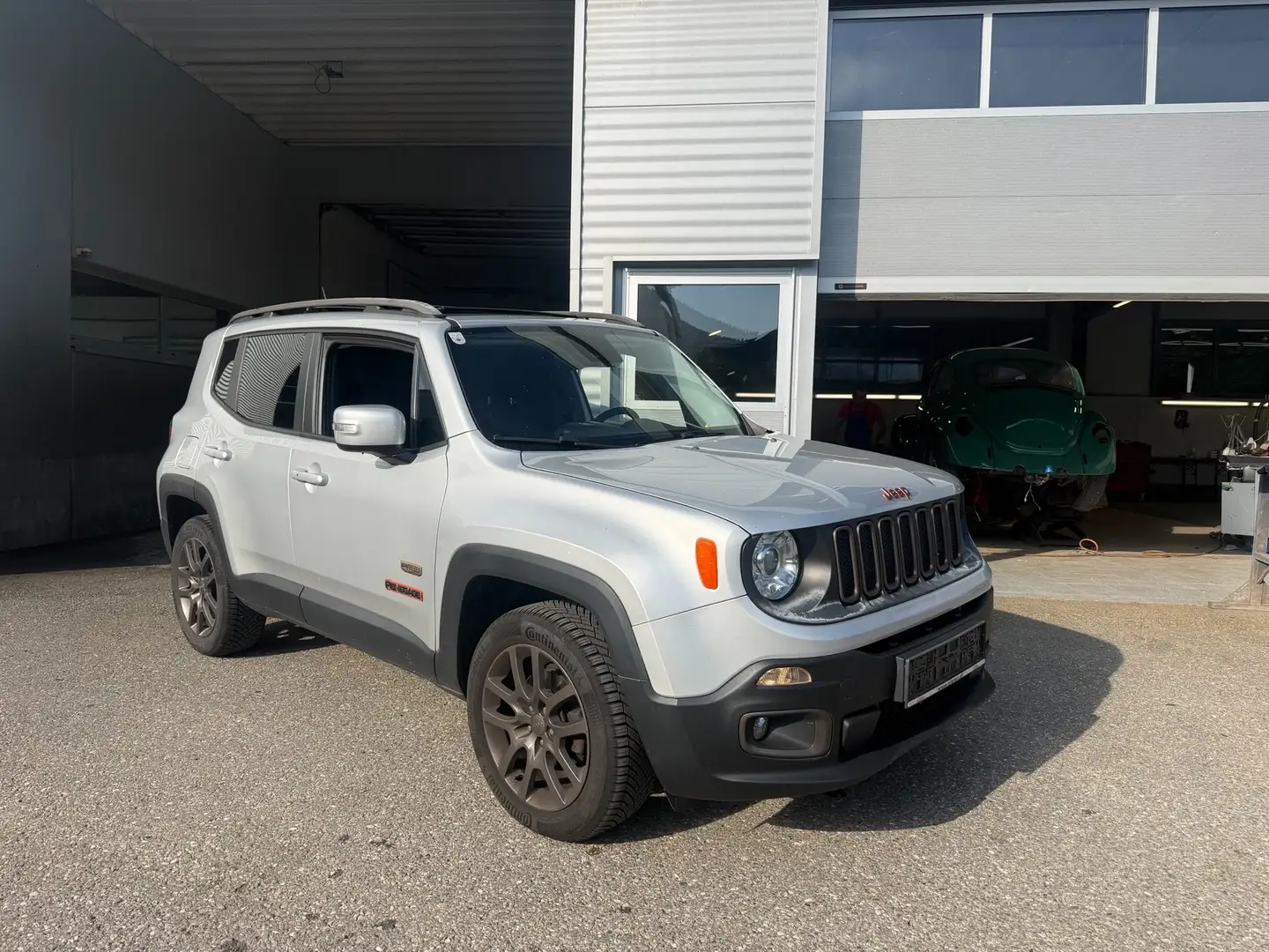 Jeep Renegade 75th Anniversary 4x4 Automatik Silber - 1