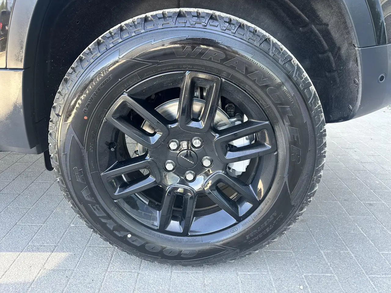Land Rover Defender 110 D250 Hard Top 3z AirSusp lichte vracht Utilita — foto 8