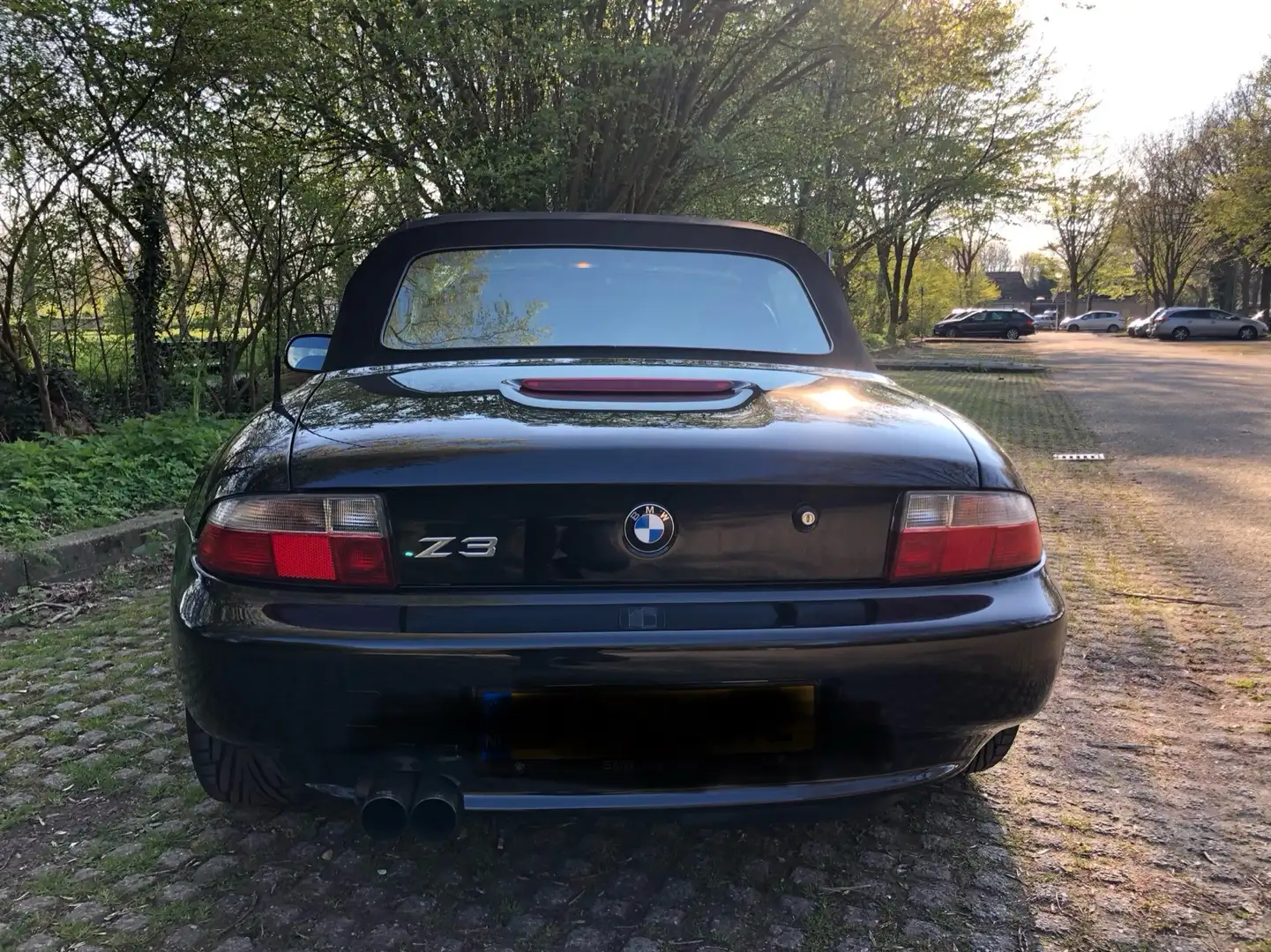 BMW Z3 Z3+1.8 Zwart - 2