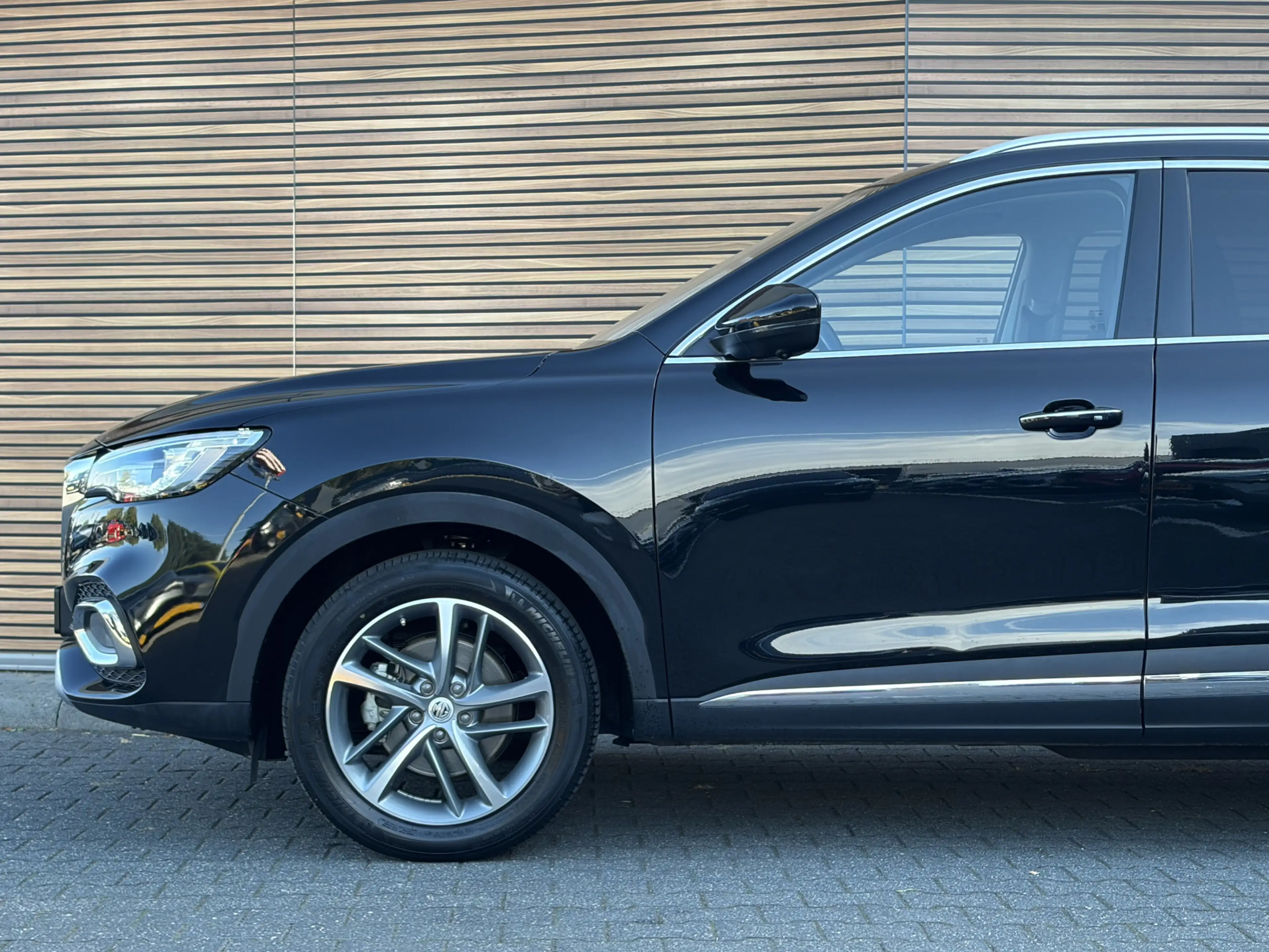 MG EHS 1.5 TGDI Luxury Trekhaak / Panodak / 360Camera — photo 12