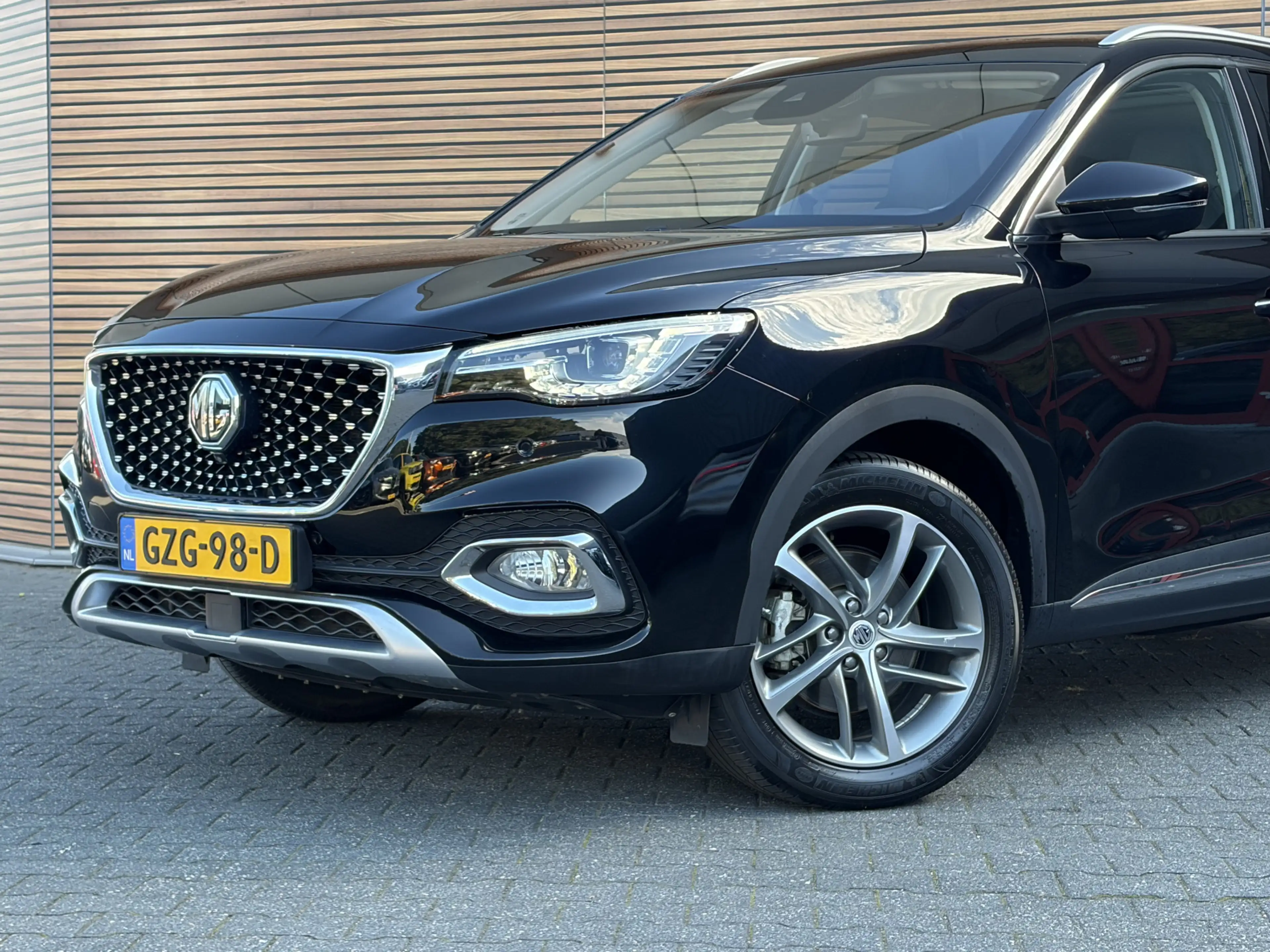 MG EHS 1.5 TGDI Luxury Trekhaak / Panodak / 360Camera — photo 11