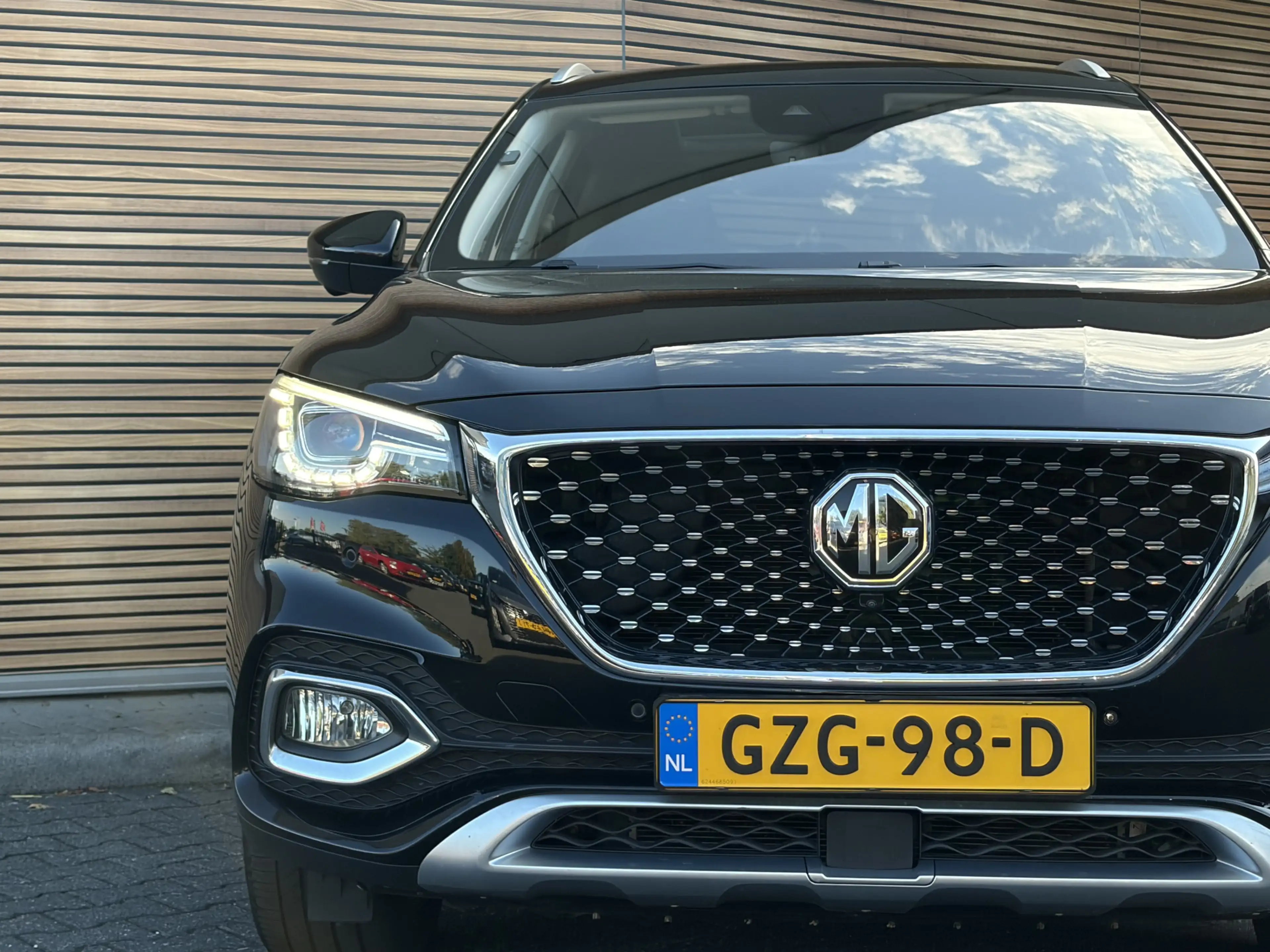 MG EHS 1.5 TGDI Luxury Trekhaak / Panodak / 360Camera — photo 9