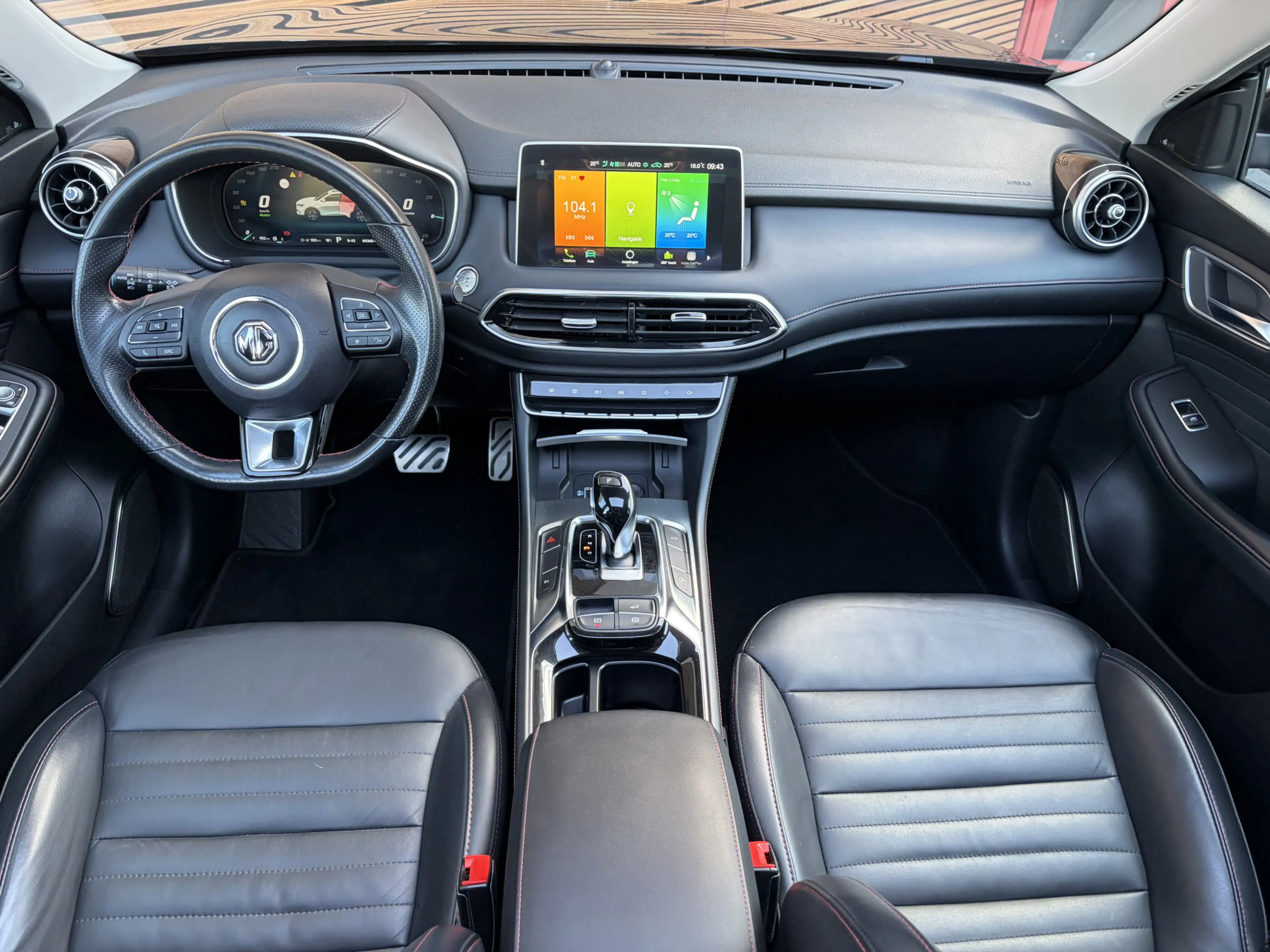 MG EHS 1.5 TGDI Luxury Trekhaak / Panodak / 360Camera — photo 2