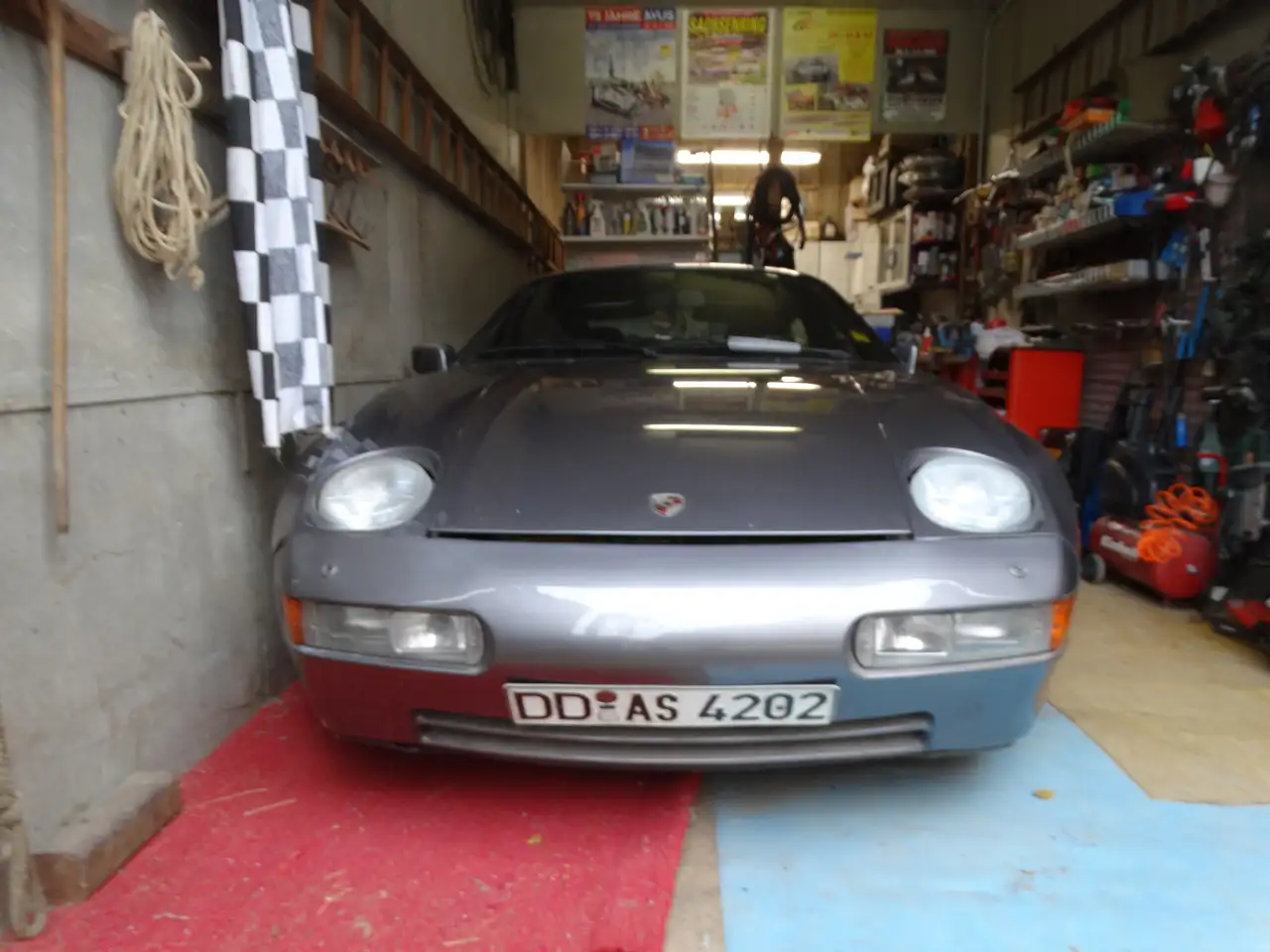 Porsche 928 S, foto 6