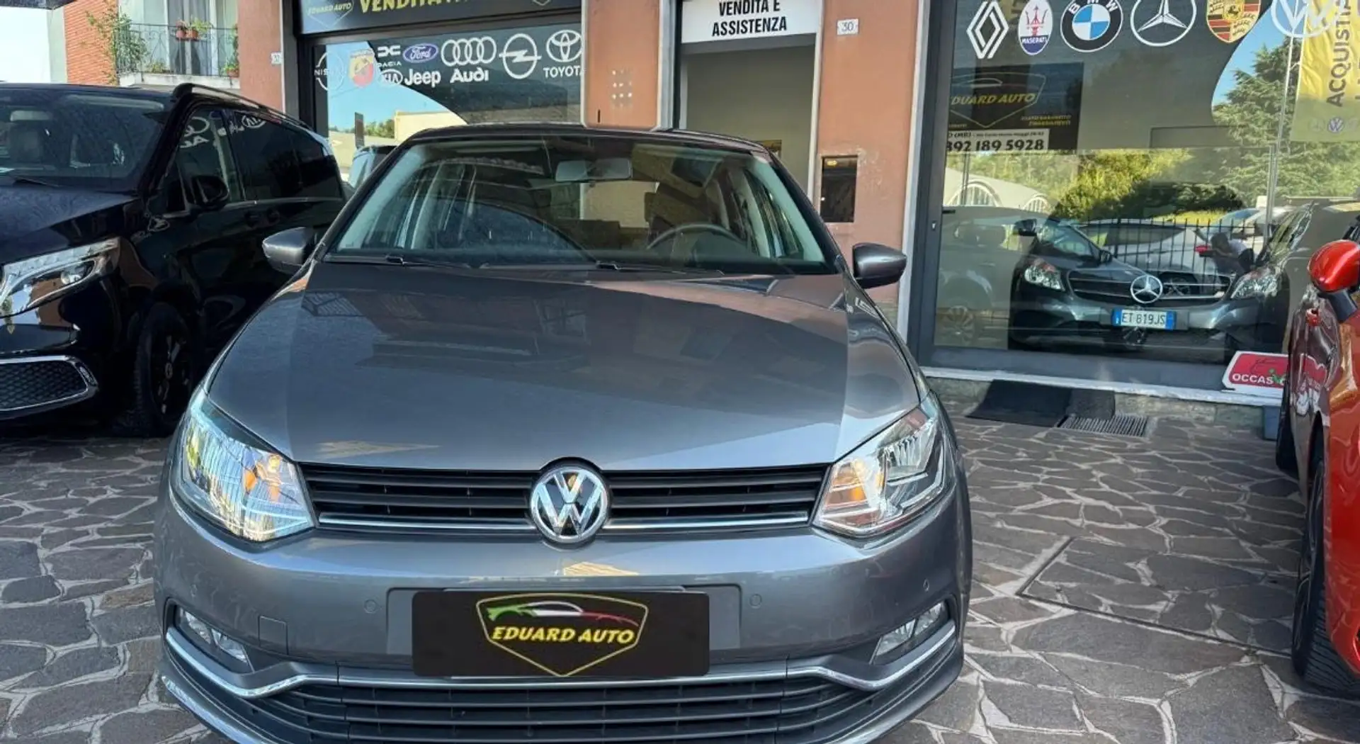 Volkswagen Polo 5p 1.0 mpi Comfortline 60cv 74000KM Grigio - 1