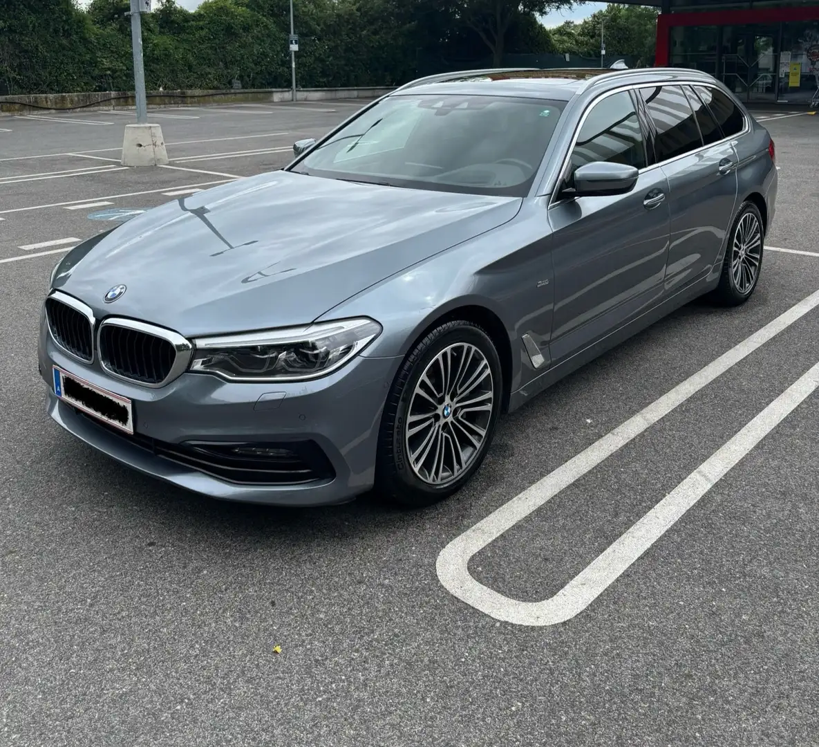 BMW 525 Touring G31 Individual Panorama - 1